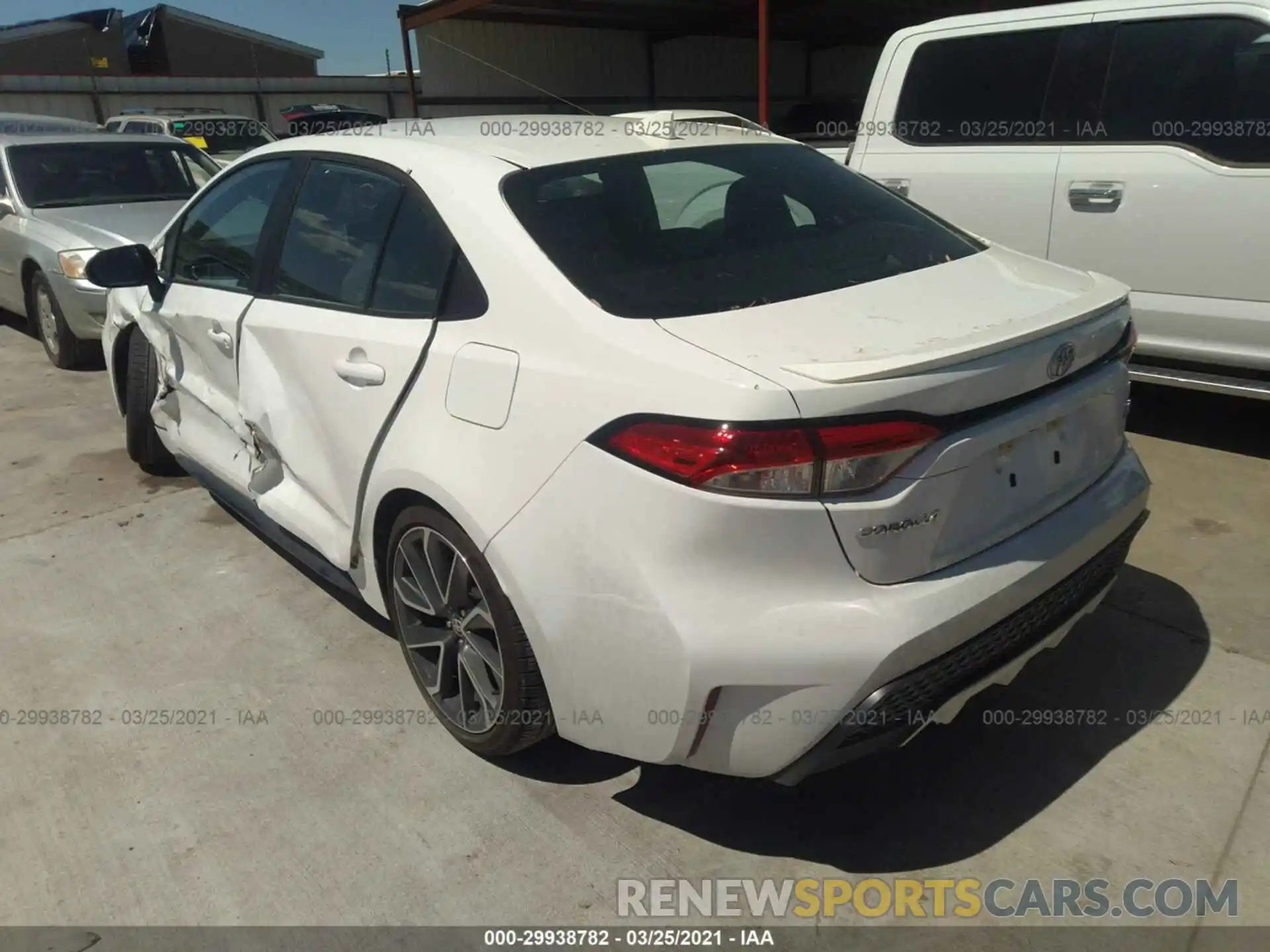 3 Photograph of a damaged car 5YFS4RCE0LP048603 TOYOTA COROLLA 2020