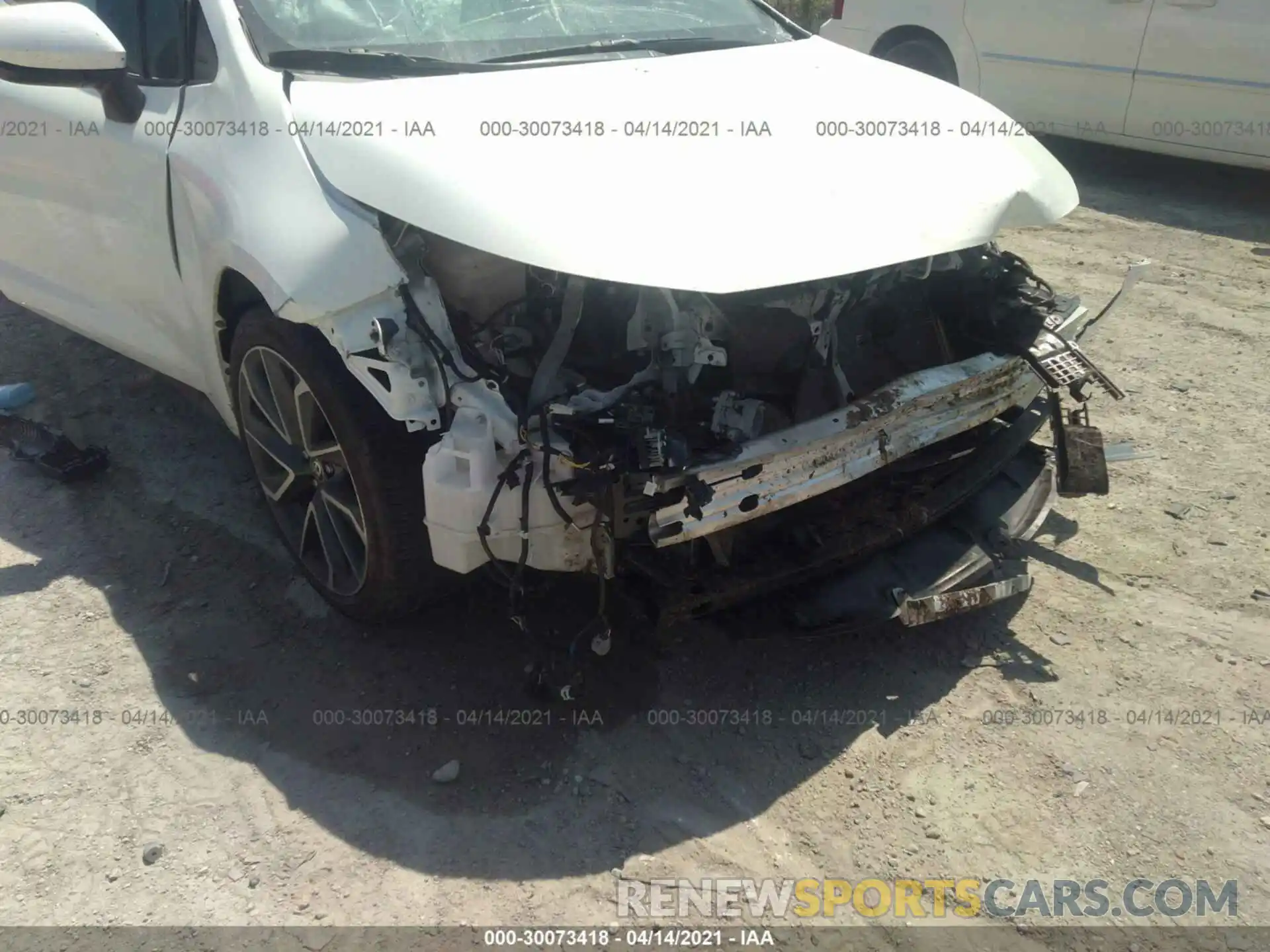 6 Photograph of a damaged car 5YFS4RCE0LP050576 TOYOTA COROLLA 2020