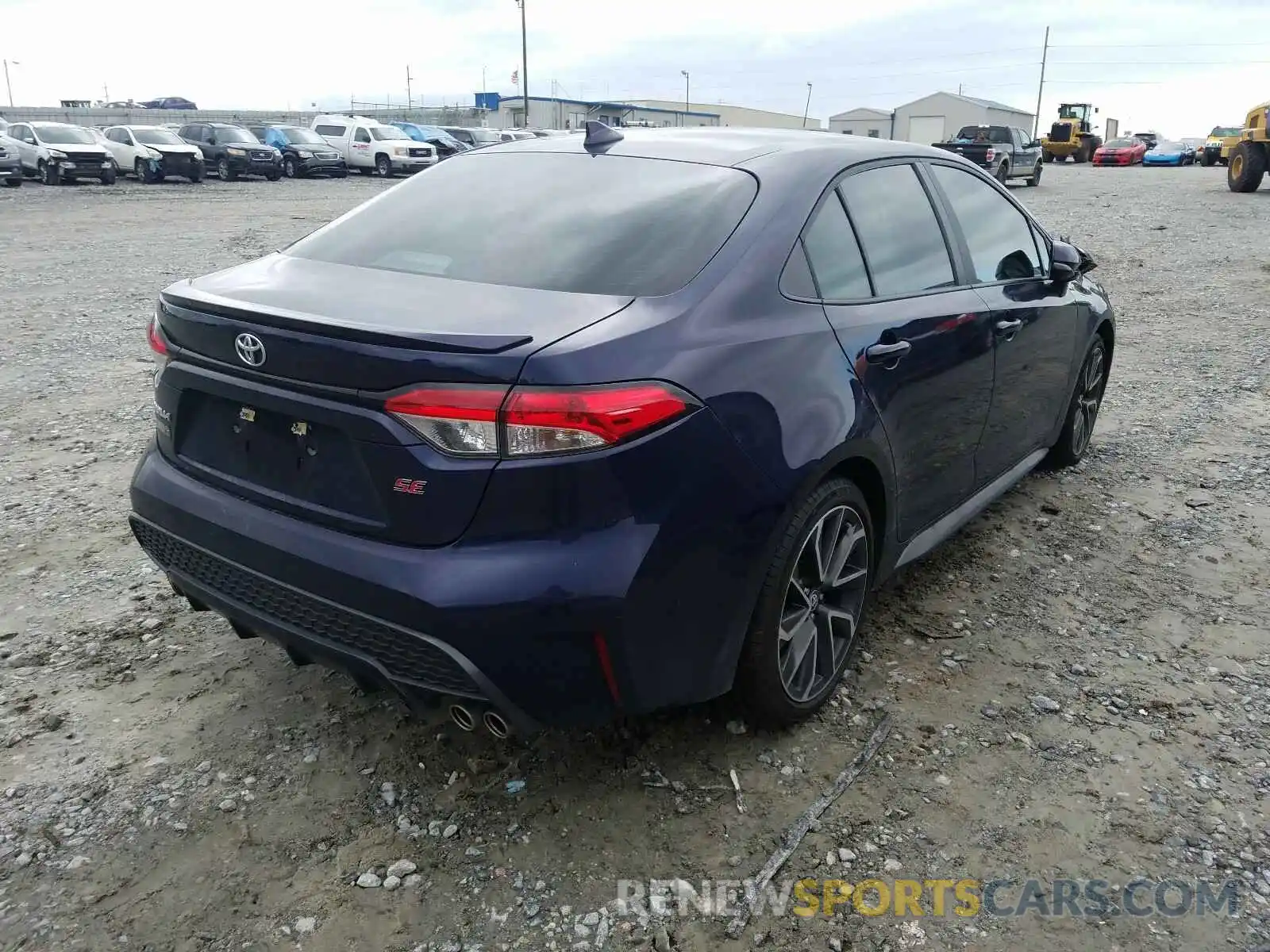 4 Photograph of a damaged car 5YFS4RCE0LP050979 TOYOTA COROLLA 2020