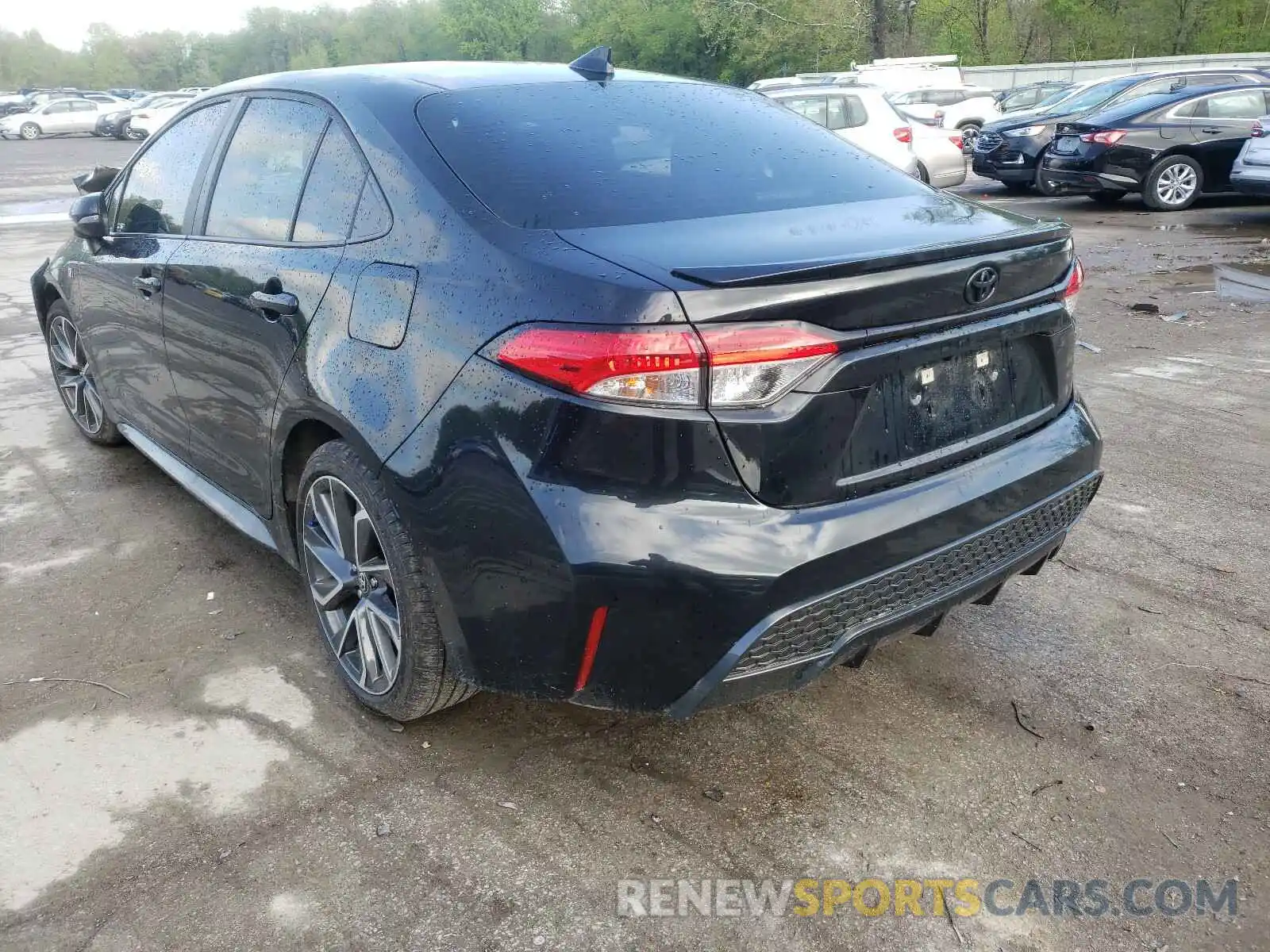 3 Photograph of a damaged car 5YFS4RCE0LP051730 TOYOTA COROLLA 2020