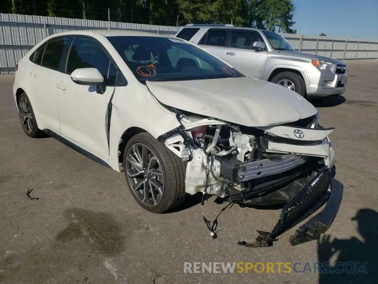 1 Photograph of a damaged car 5YFS4RCE0LP052621 TOYOTA COROLLA 2020