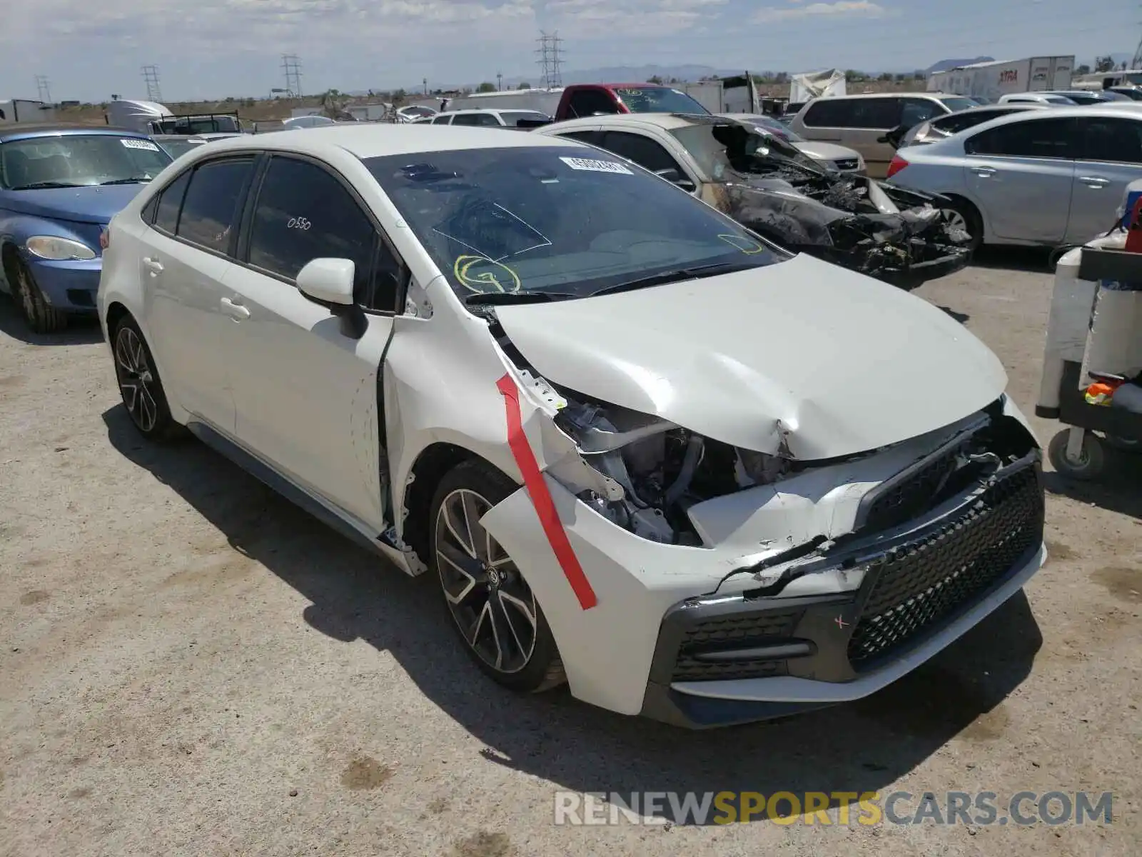 1 Photograph of a damaged car 5YFS4RCE0LP054577 TOYOTA COROLLA 2020