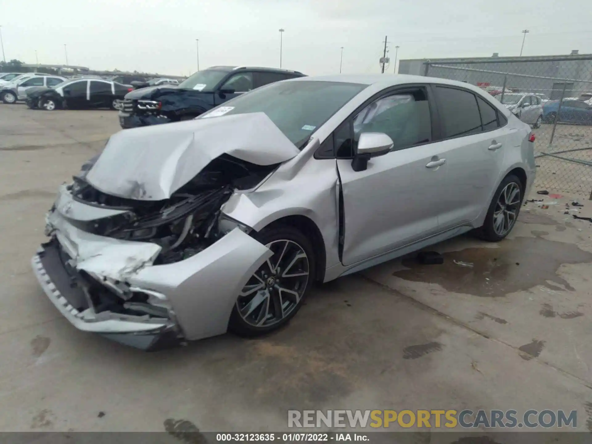 2 Photograph of a damaged car 5YFS4RCE0LP055356 TOYOTA COROLLA 2020