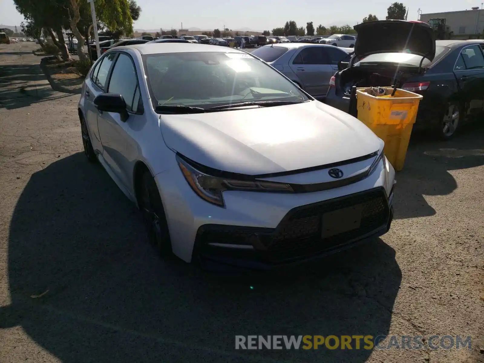 1 Photograph of a damaged car 5YFS4RCE0LP056118 TOYOTA COROLLA 2020