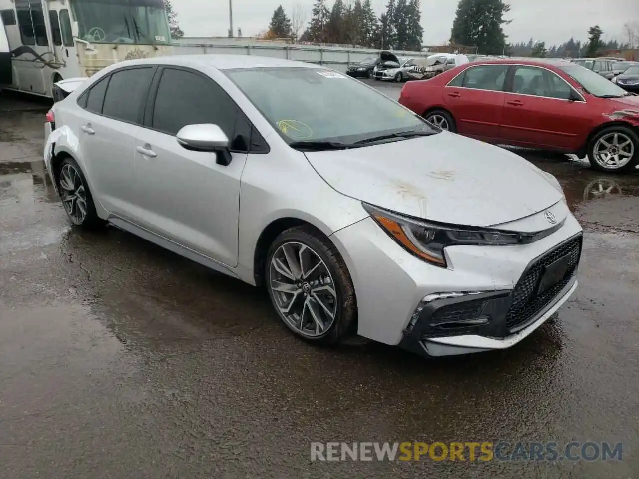 1 Photograph of a damaged car 5YFS4RCE0LP056152 TOYOTA COROLLA 2020