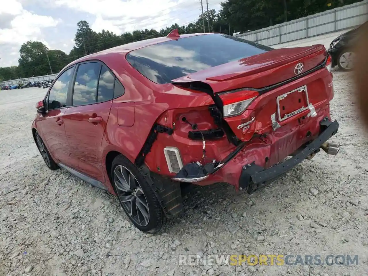 3 Photograph of a damaged car 5YFS4RCE1LP002763 TOYOTA COROLLA 2020