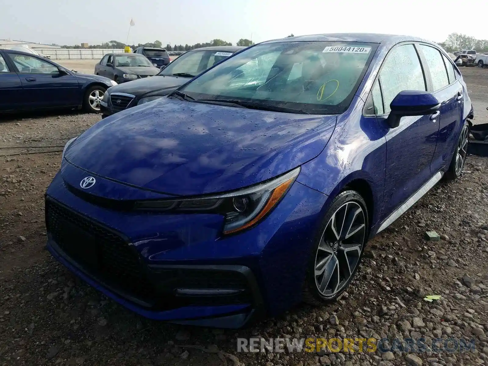 2 Photograph of a damaged car 5YFS4RCE1LP004013 TOYOTA COROLLA 2020