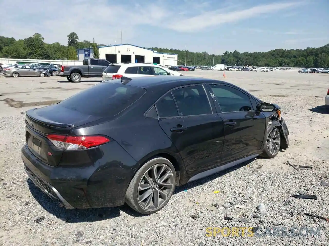 4 Photograph of a damaged car 5YFS4RCE1LP007896 TOYOTA COROLLA 2020