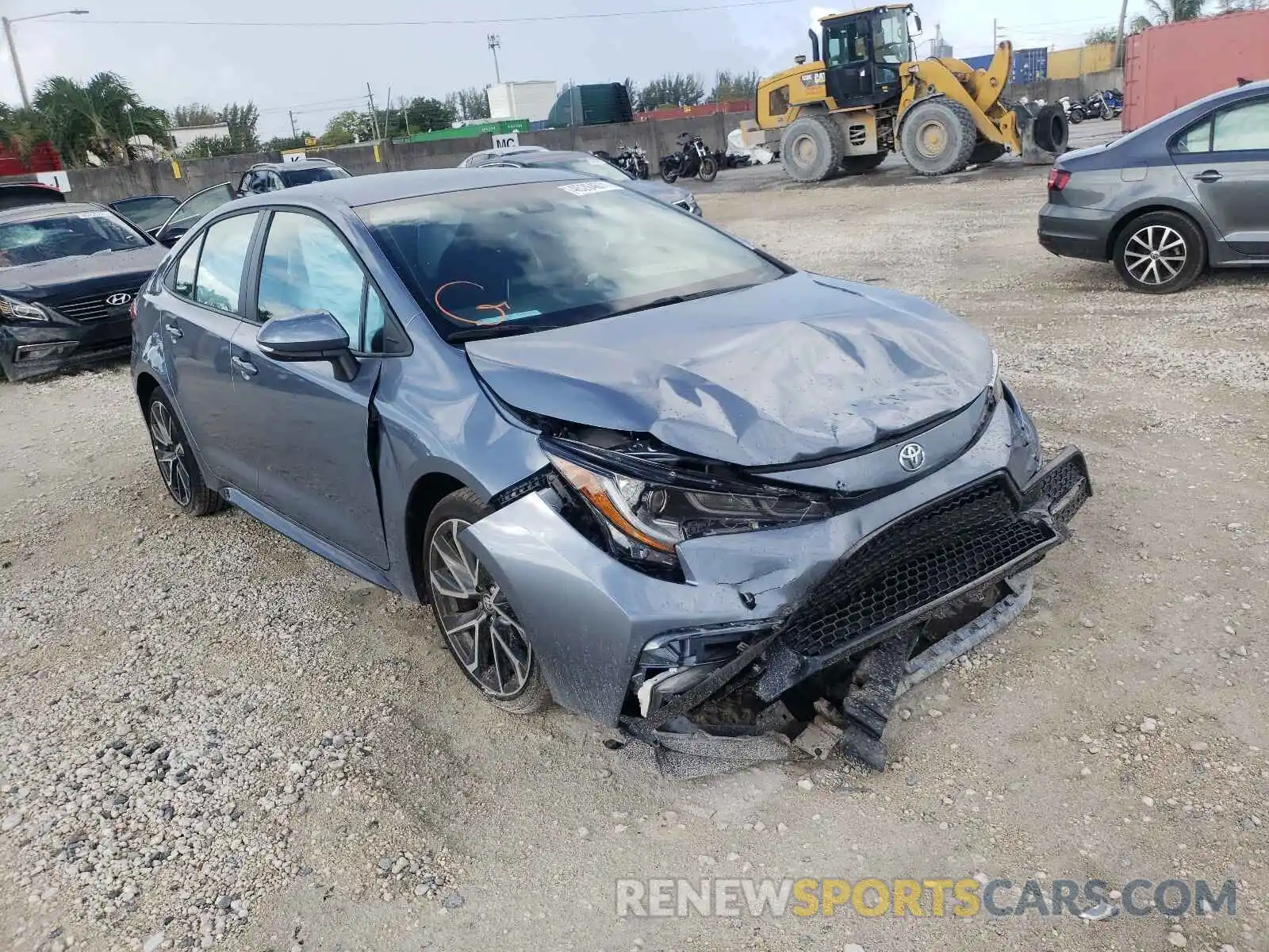 1 Photograph of a damaged car 5YFS4RCE1LP008109 TOYOTA COROLLA 2020
