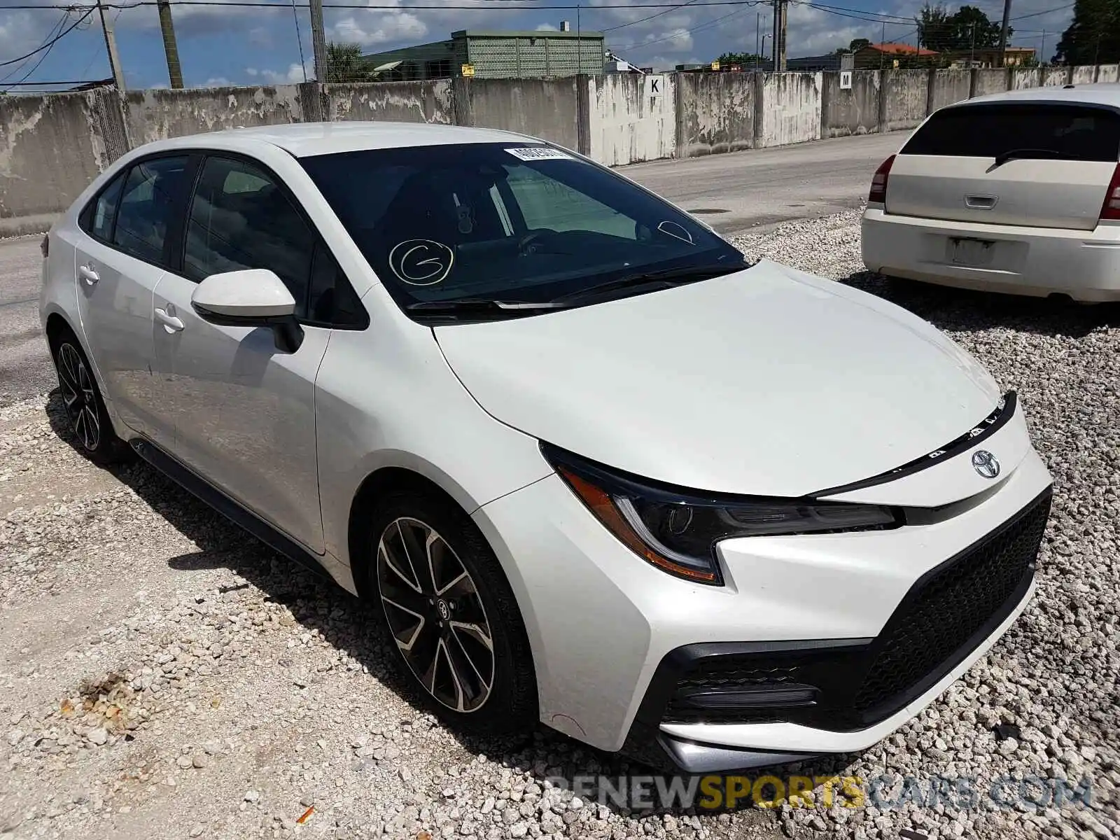 1 Photograph of a damaged car 5YFS4RCE1LP010216 TOYOTA COROLLA 2020