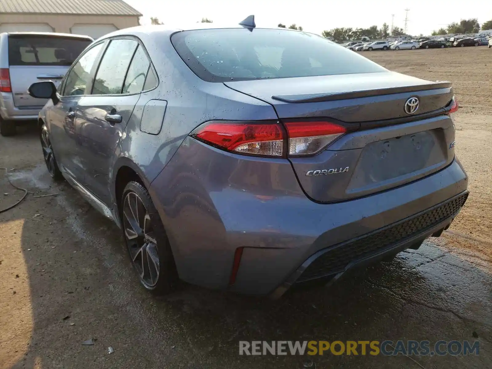 3 Photograph of a damaged car 5YFS4RCE1LP014122 TOYOTA COROLLA 2020