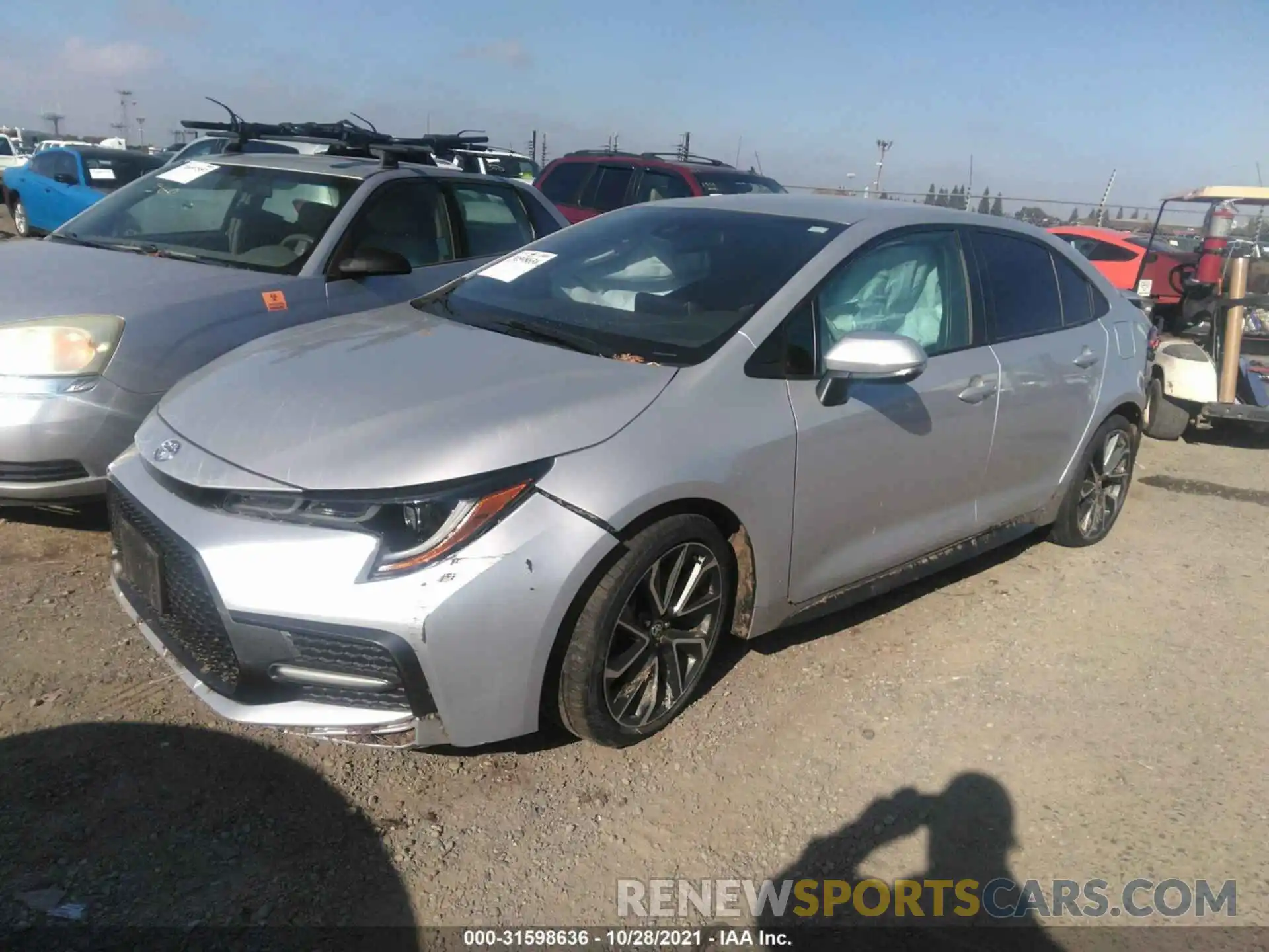 2 Photograph of a damaged car 5YFS4RCE1LP015173 TOYOTA COROLLA 2020