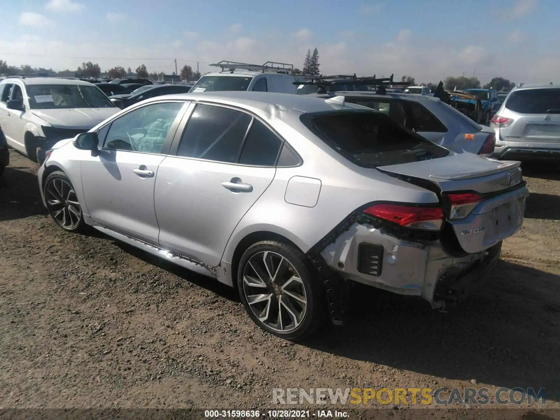 3 Photograph of a damaged car 5YFS4RCE1LP015173 TOYOTA COROLLA 2020