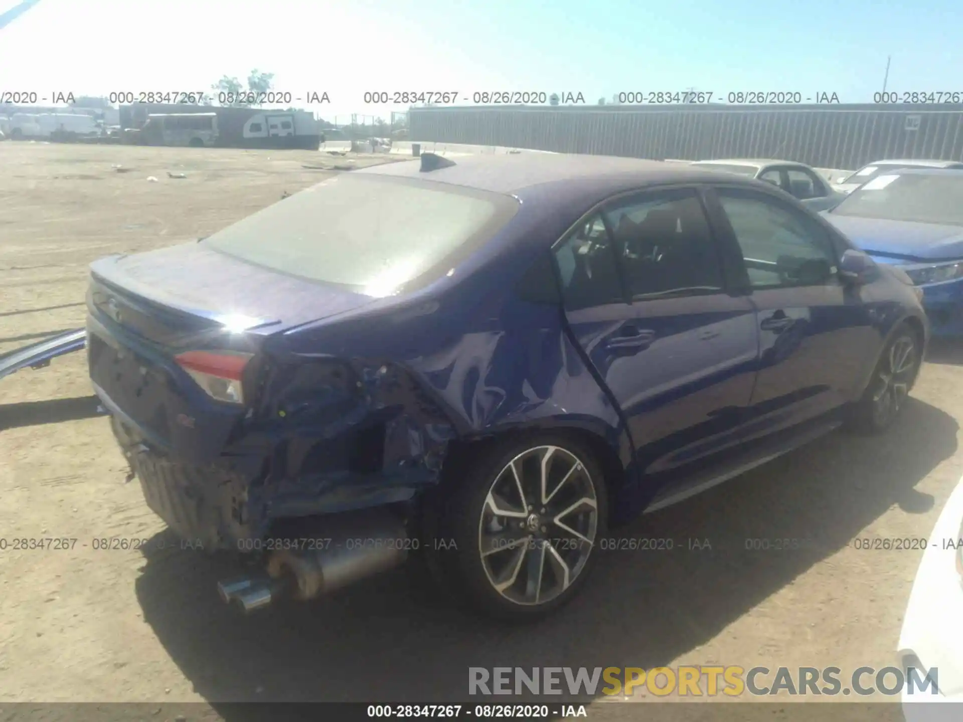 4 Photograph of a damaged car 5YFS4RCE1LP015920 TOYOTA COROLLA 2020