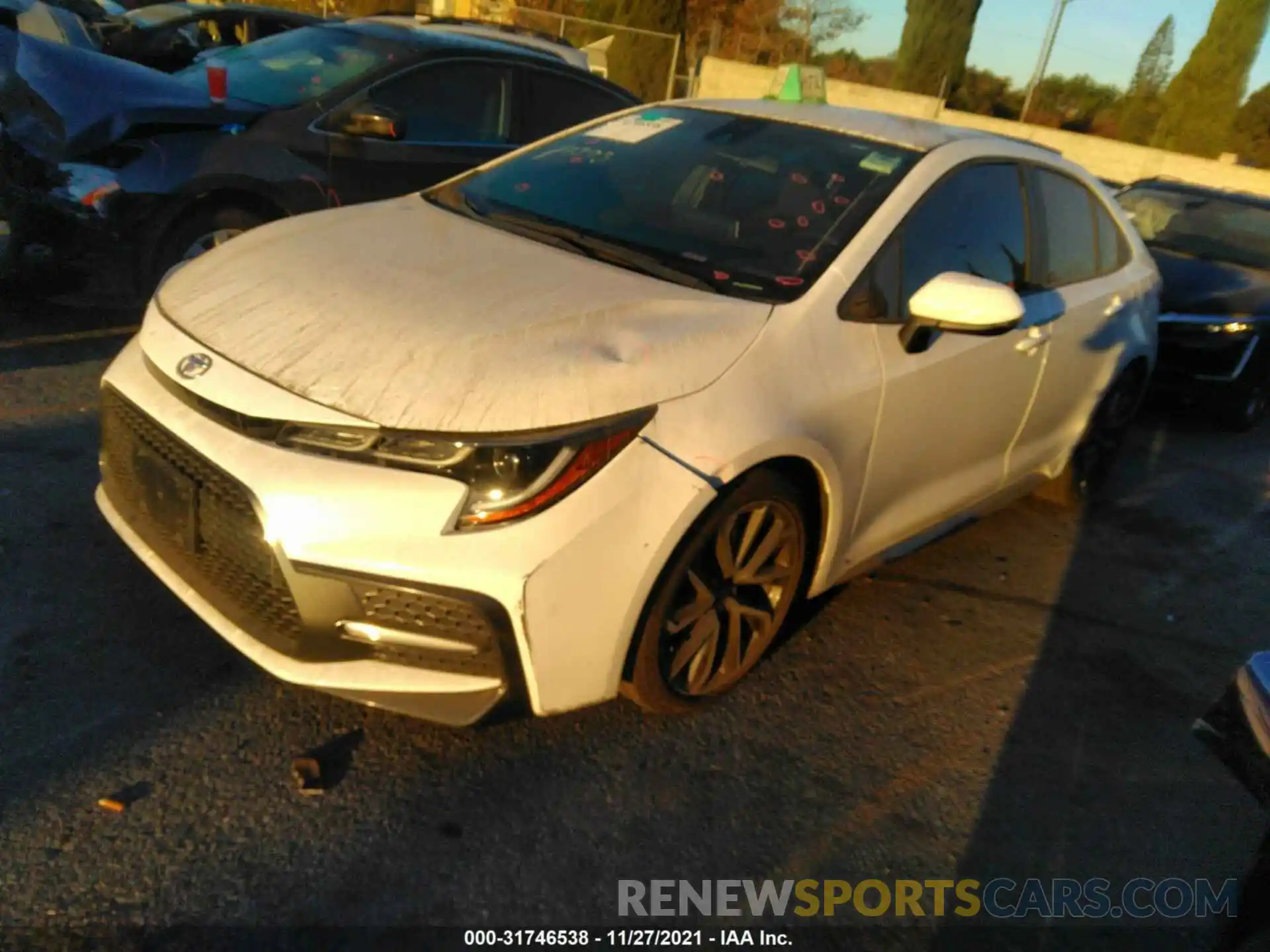 2 Photograph of a damaged car 5YFS4RCE1LP021068 TOYOTA COROLLA 2020