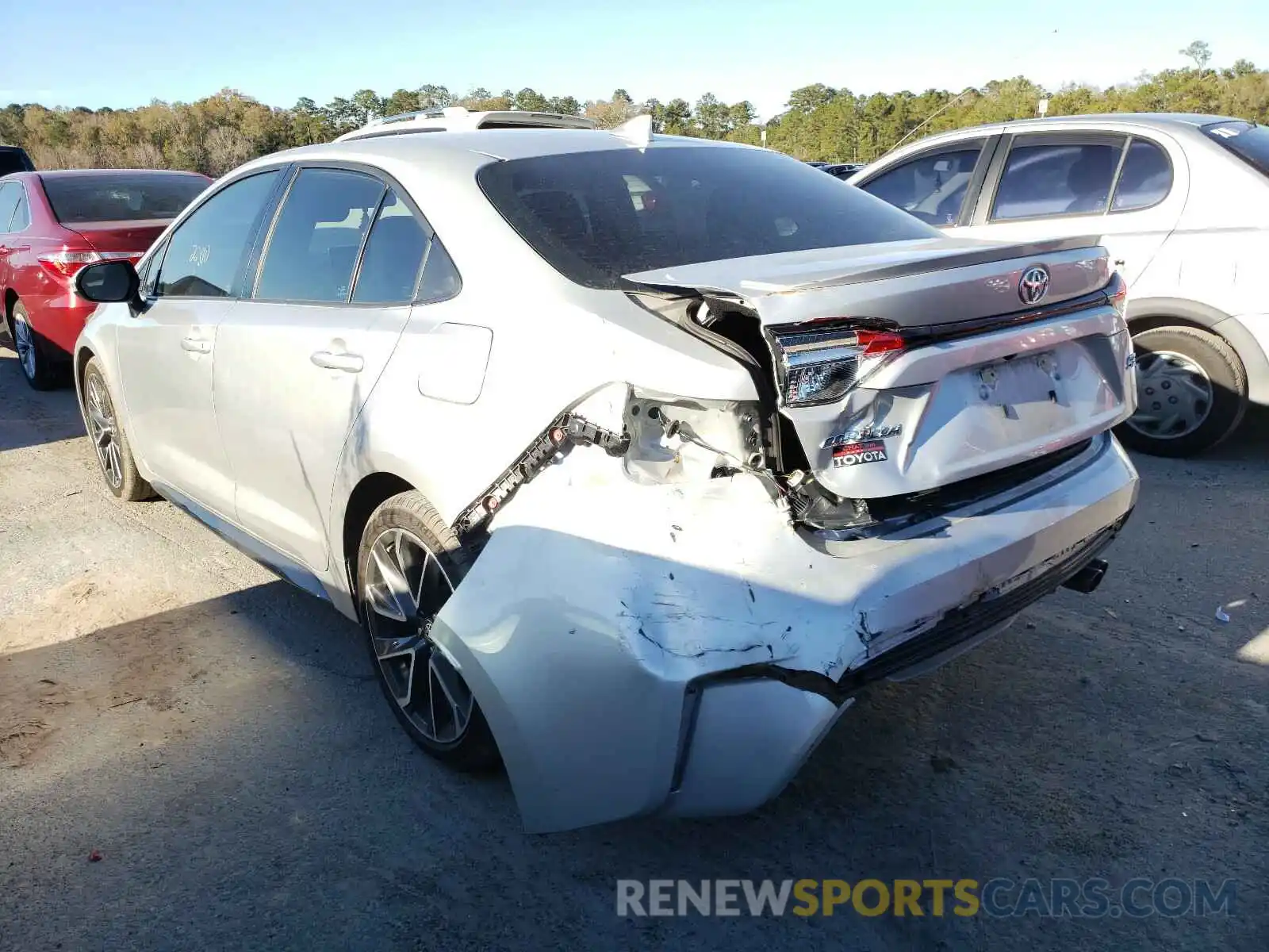 3 Photograph of a damaged car 5YFS4RCE1LP022480 TOYOTA COROLLA 2020