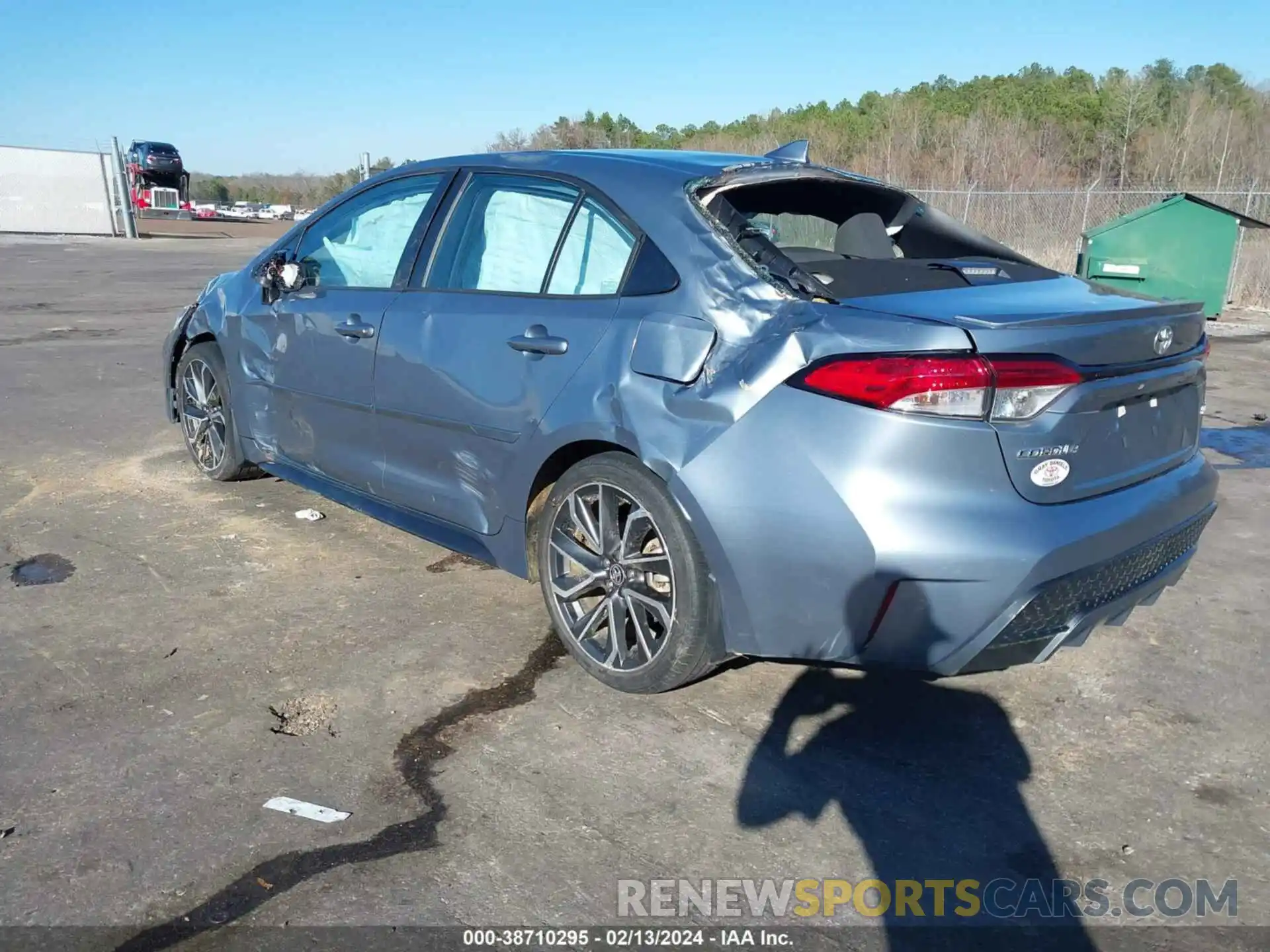 6 Photograph of a damaged car 5YFS4RCE1LP026268 TOYOTA COROLLA 2020