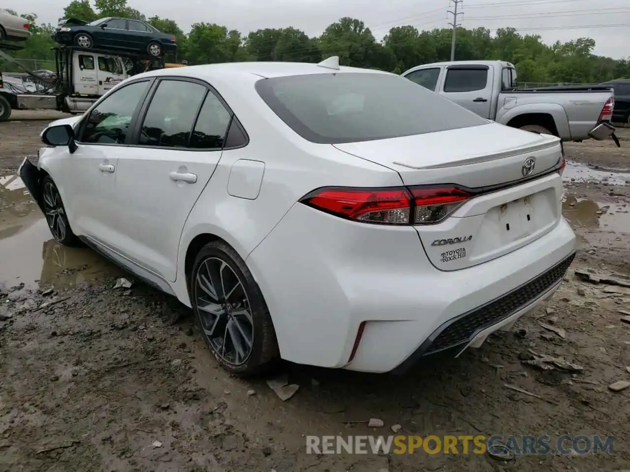 3 Photograph of a damaged car 5YFS4RCE1LP029591 TOYOTA COROLLA 2020