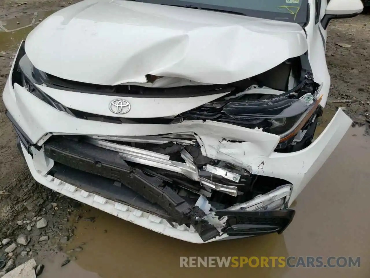 9 Photograph of a damaged car 5YFS4RCE1LP029591 TOYOTA COROLLA 2020