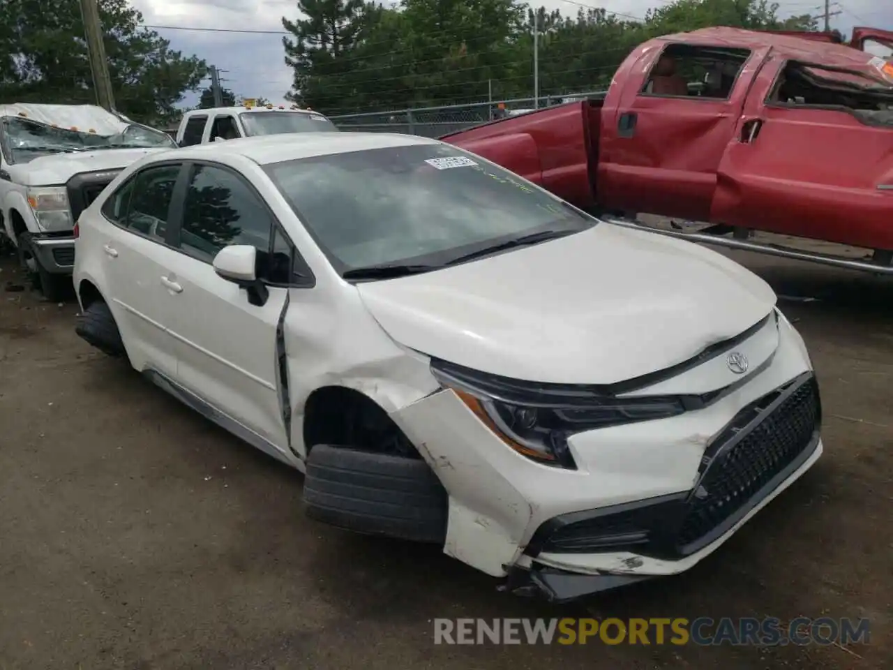 1 Photograph of a damaged car 5YFS4RCE1LP030773 TOYOTA COROLLA 2020