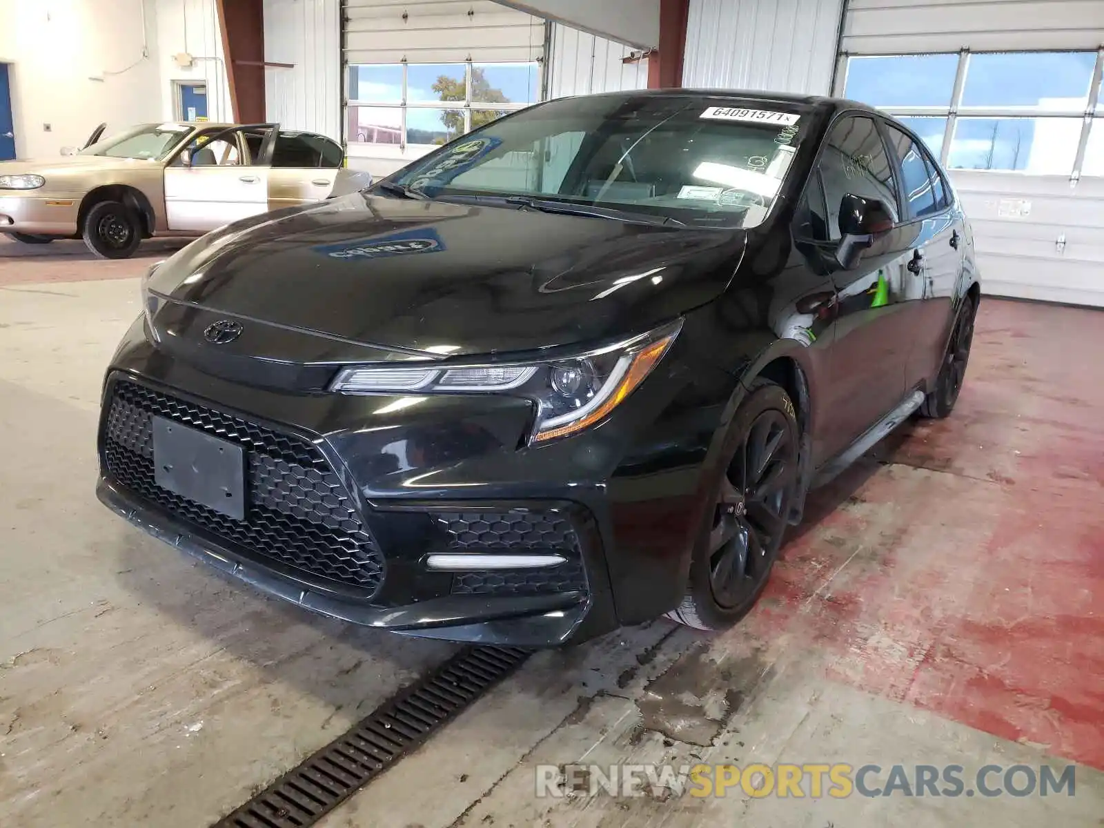 2 Photograph of a damaged car 5YFS4RCE1LP030885 TOYOTA COROLLA 2020