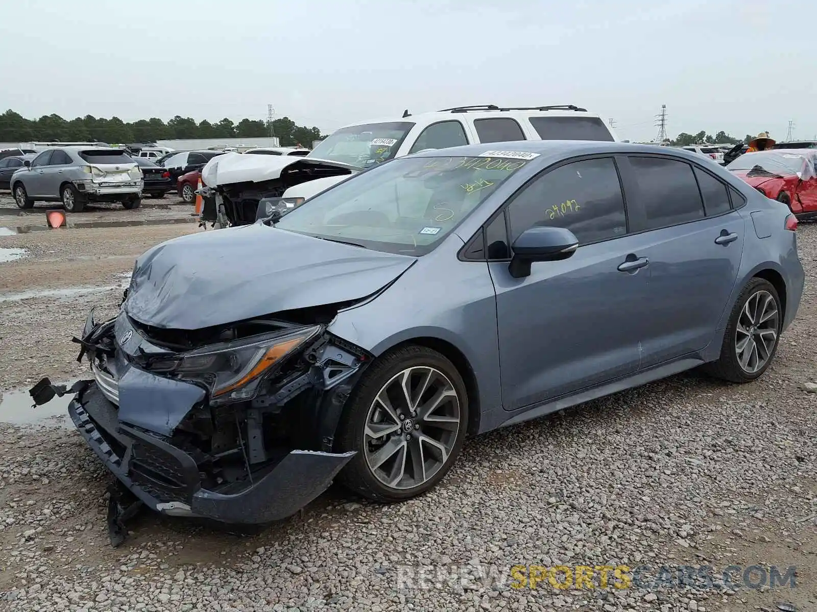 2 Photograph of a damaged car 5YFS4RCE1LP032748 TOYOTA COROLLA 2020