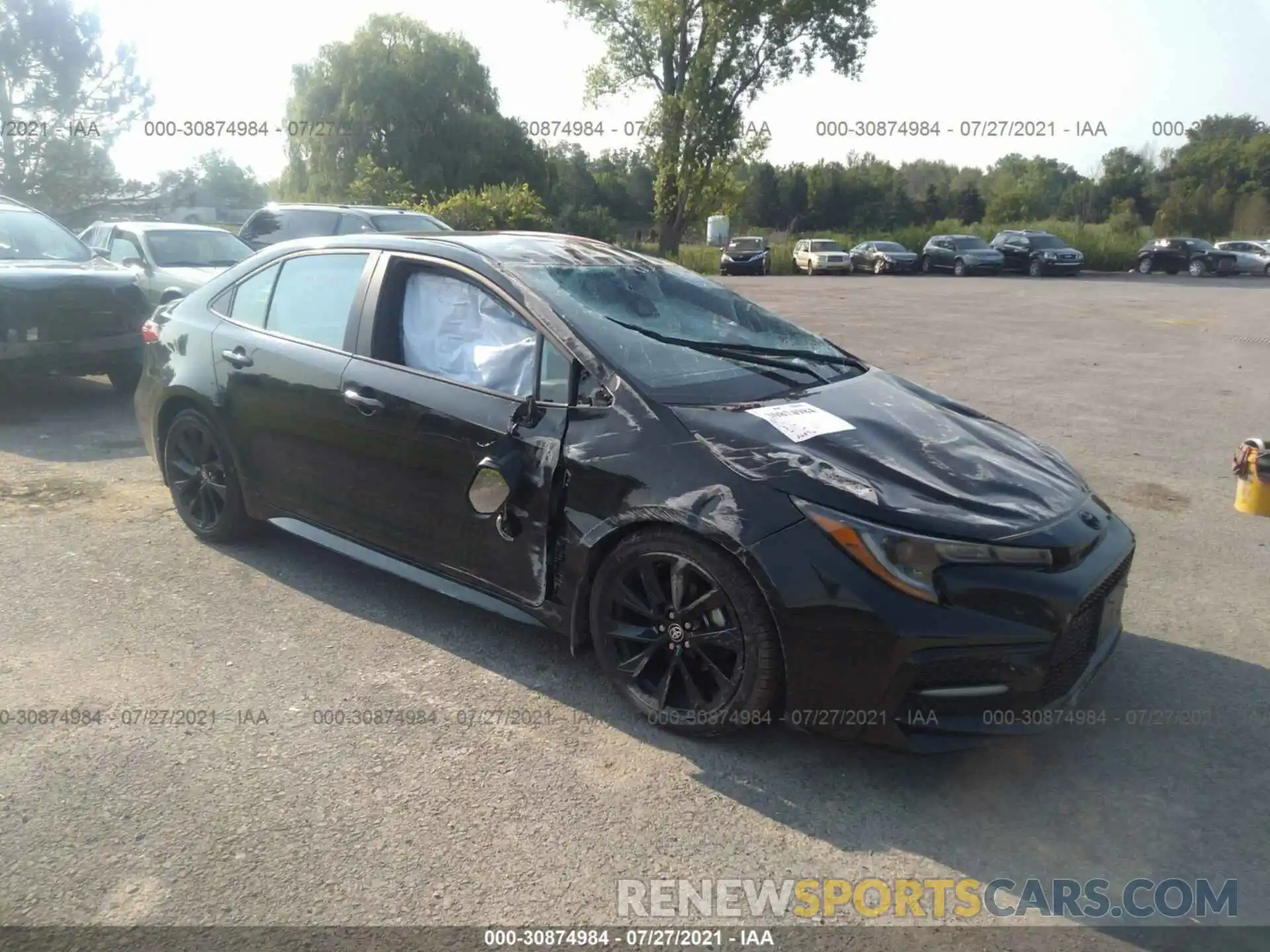 1 Photograph of a damaged car 5YFS4RCE1LP033821 TOYOTA COROLLA 2020