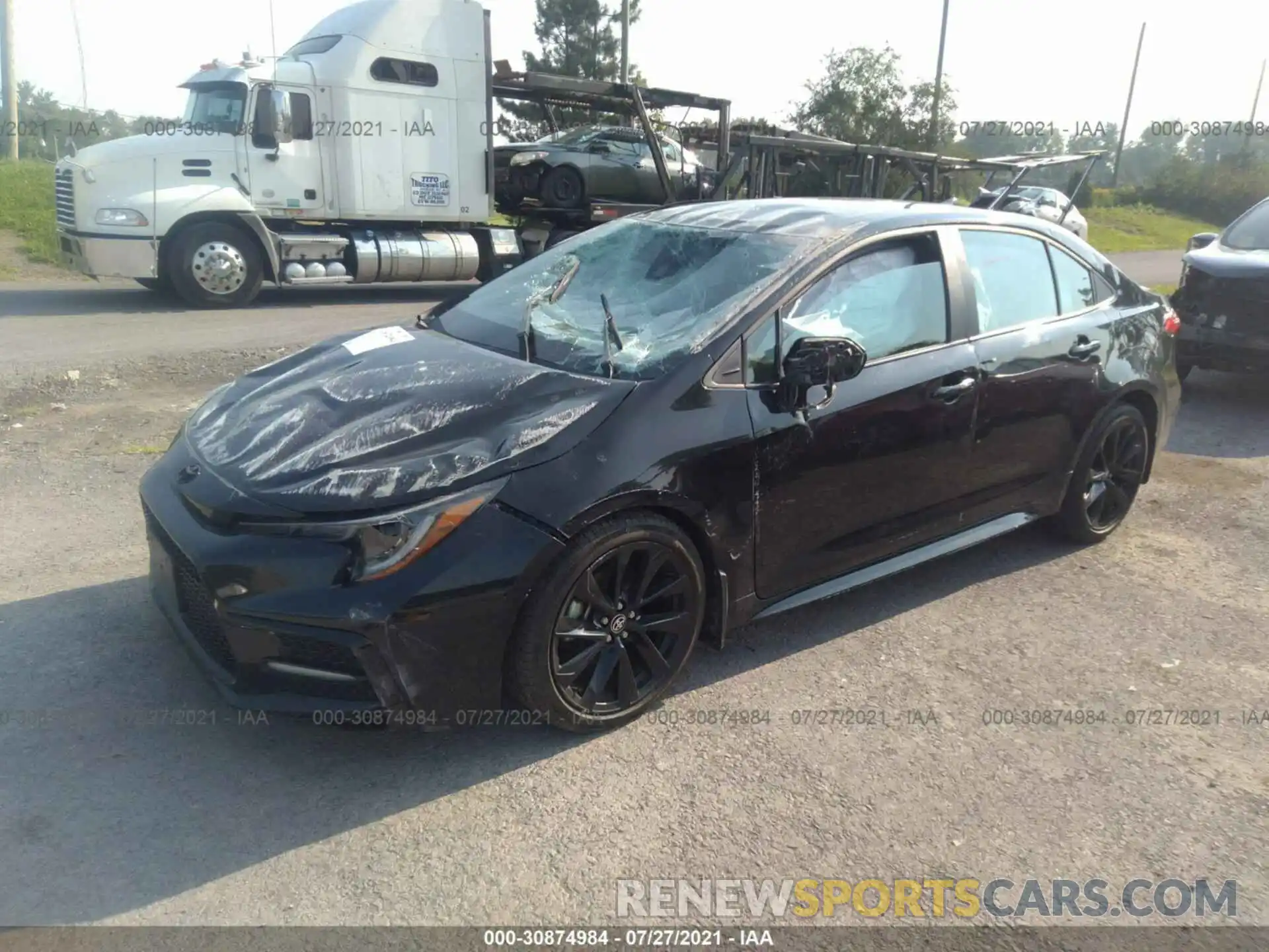 2 Photograph of a damaged car 5YFS4RCE1LP033821 TOYOTA COROLLA 2020