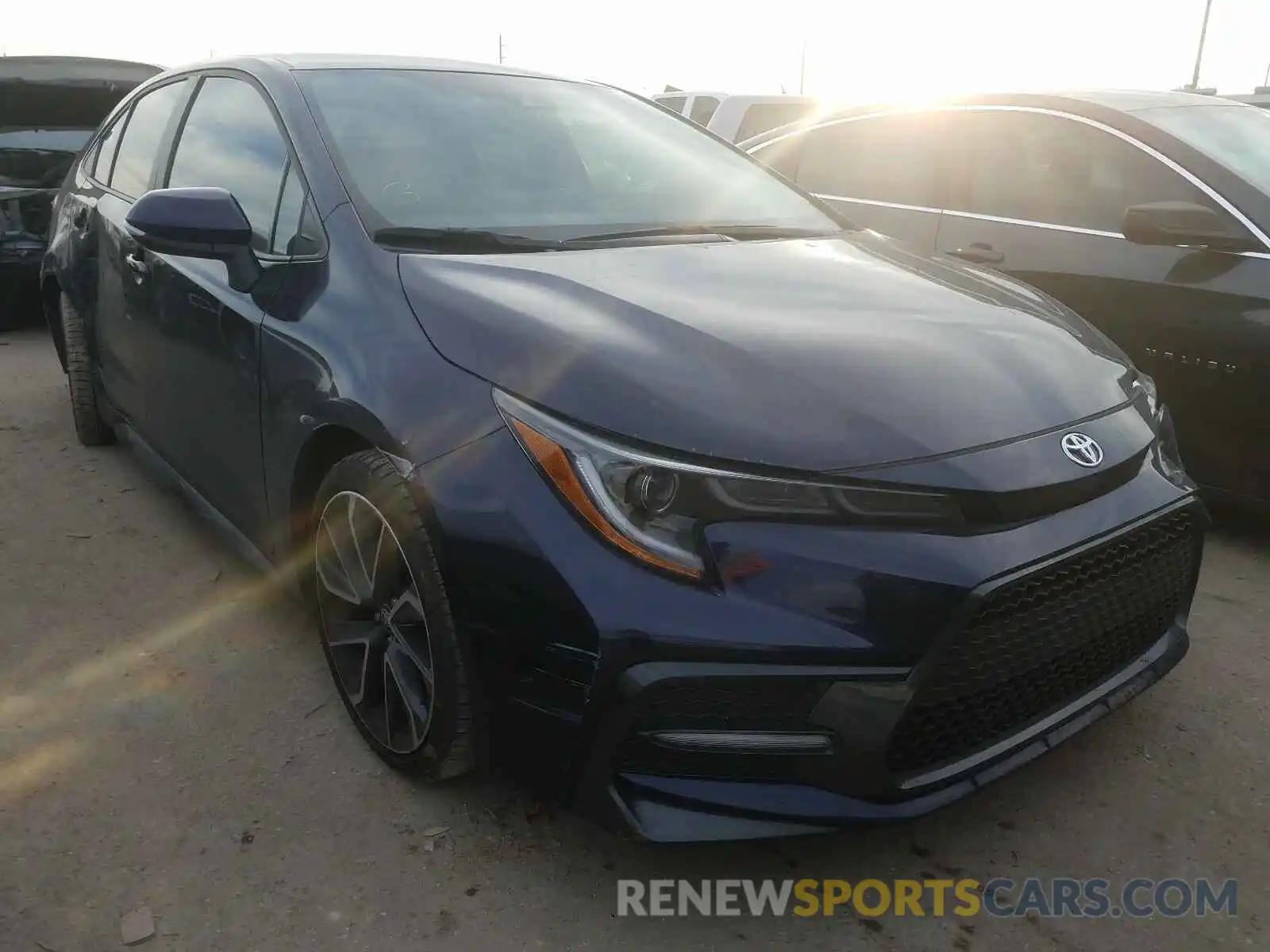 1 Photograph of a damaged car 5YFS4RCE1LP034015 TOYOTA COROLLA 2020