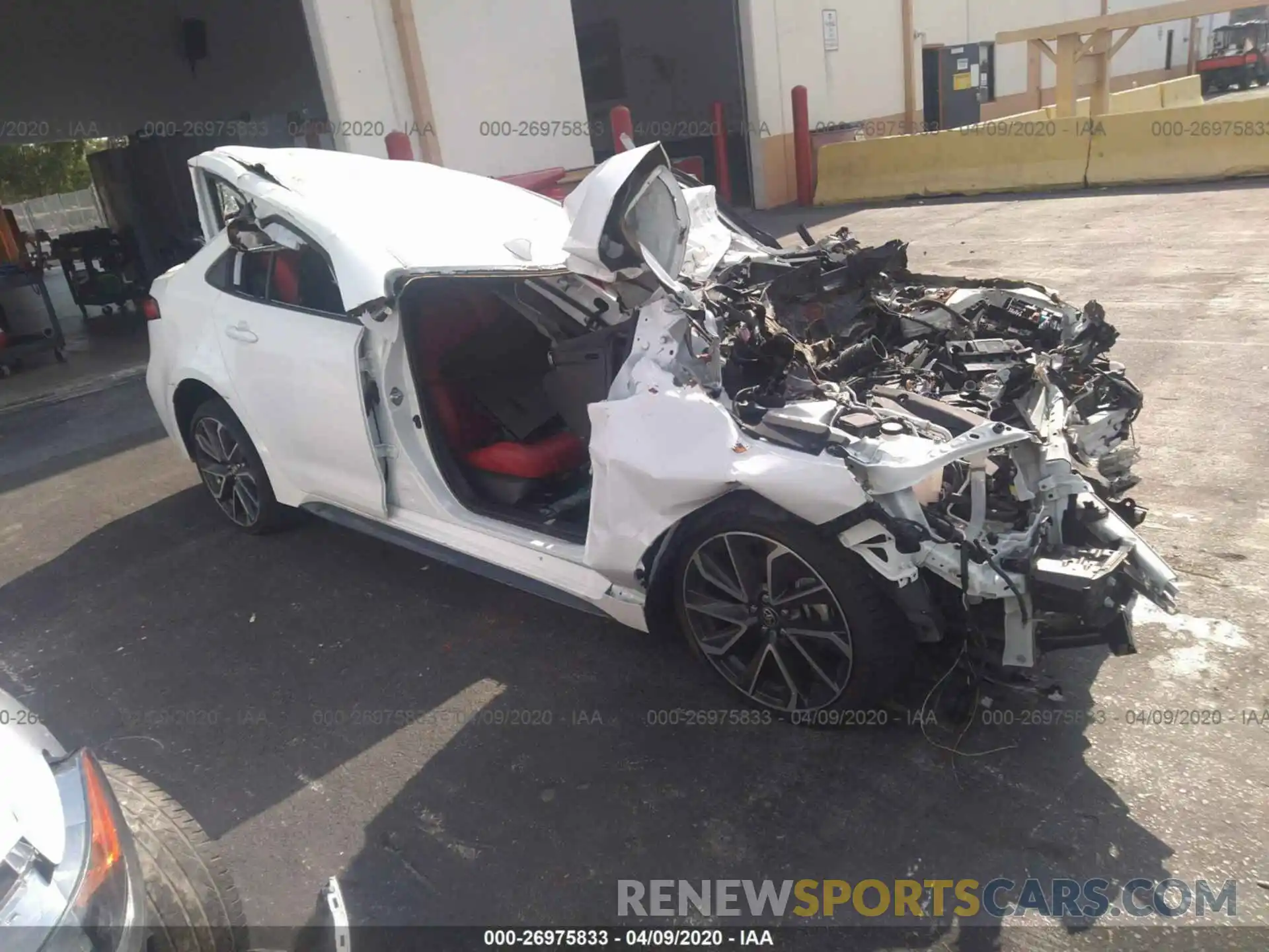 1 Photograph of a damaged car 5YFS4RCE1LP035438 TOYOTA COROLLA 2020