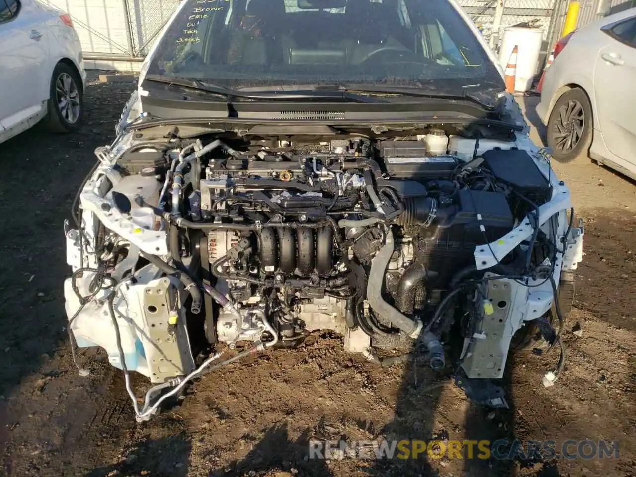 9 Photograph of a damaged car 5YFS4RCE1LP035620 TOYOTA COROLLA 2020