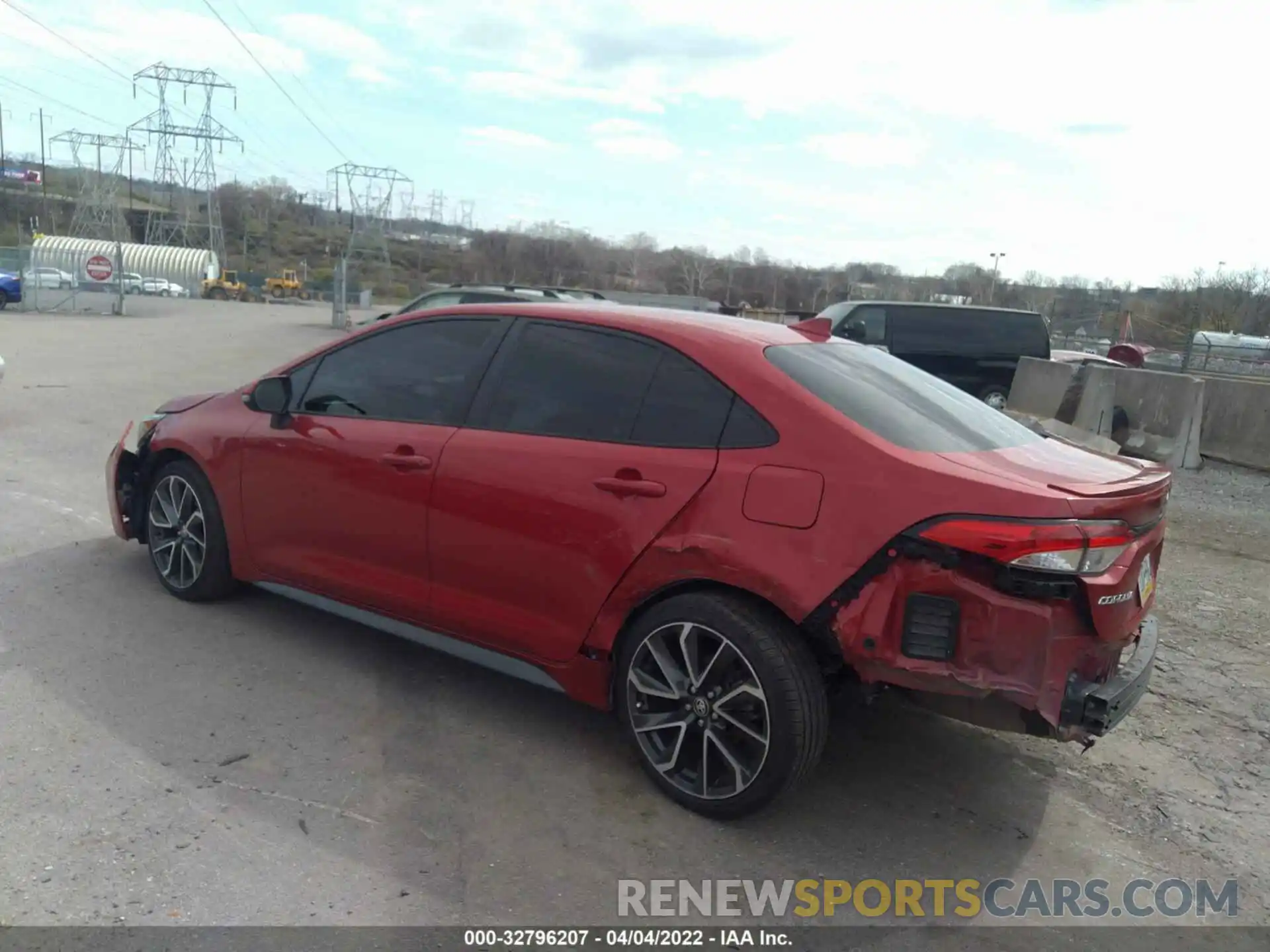 3 Photograph of a damaged car 5YFS4RCE1LP035665 TOYOTA COROLLA 2020