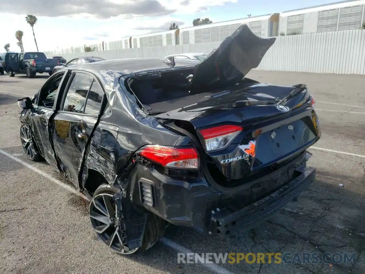 3 Photograph of a damaged car 5YFS4RCE1LP035827 TOYOTA COROLLA 2020