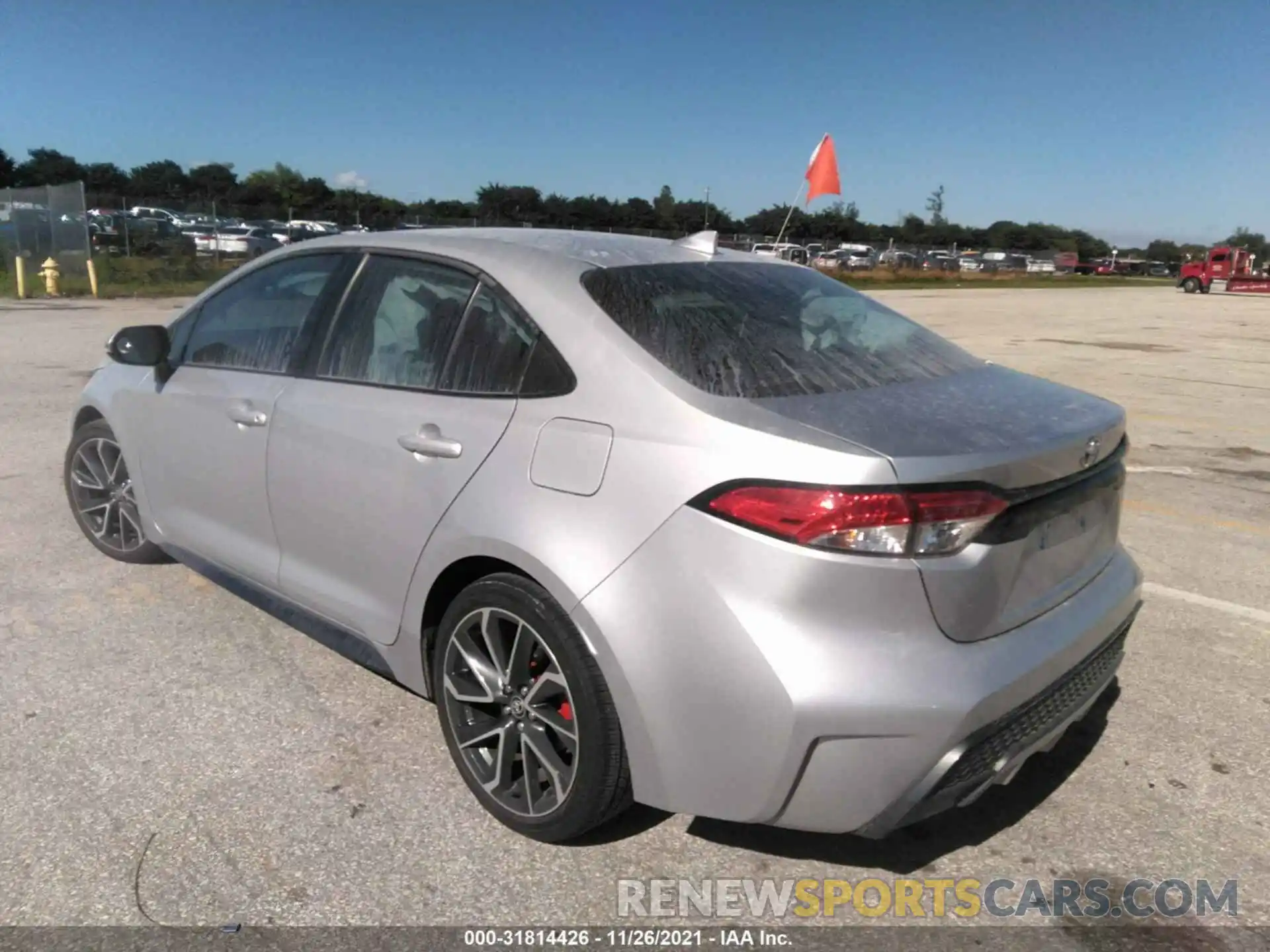 3 Photograph of a damaged car 5YFS4RCE1LP035956 TOYOTA COROLLA 2020