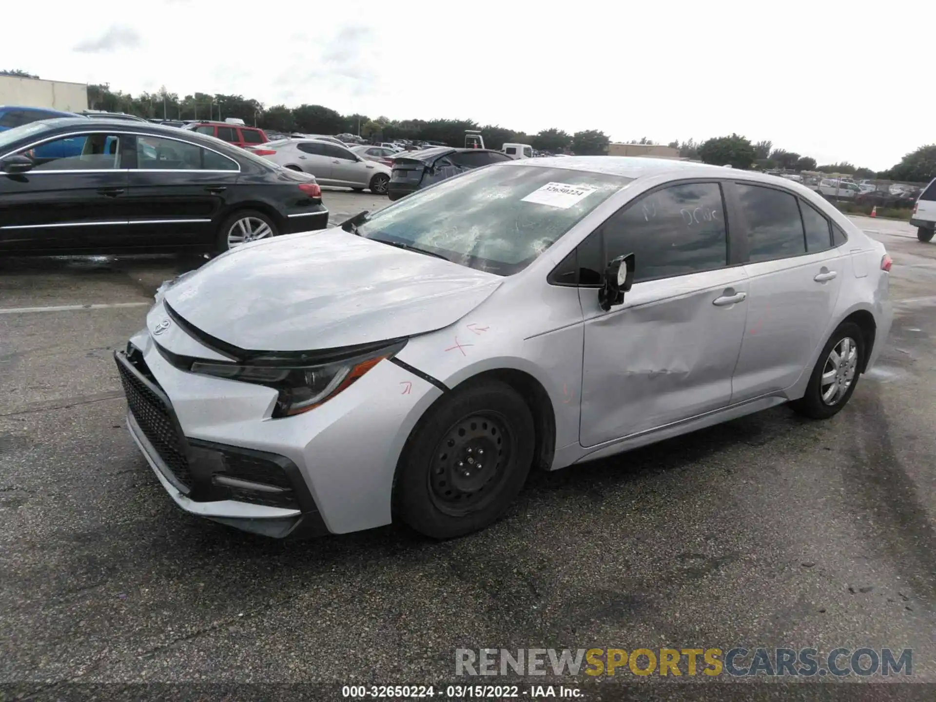 2 Photograph of a damaged car 5YFS4RCE1LP036167 TOYOTA COROLLA 2020