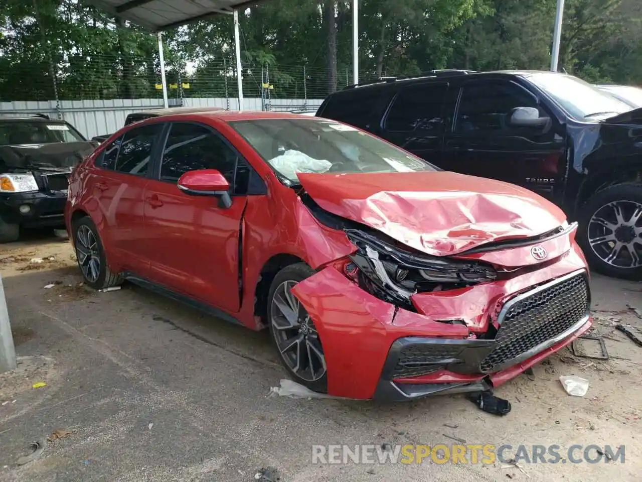 1 Photograph of a damaged car 5YFS4RCE1LP036685 TOYOTA COROLLA 2020