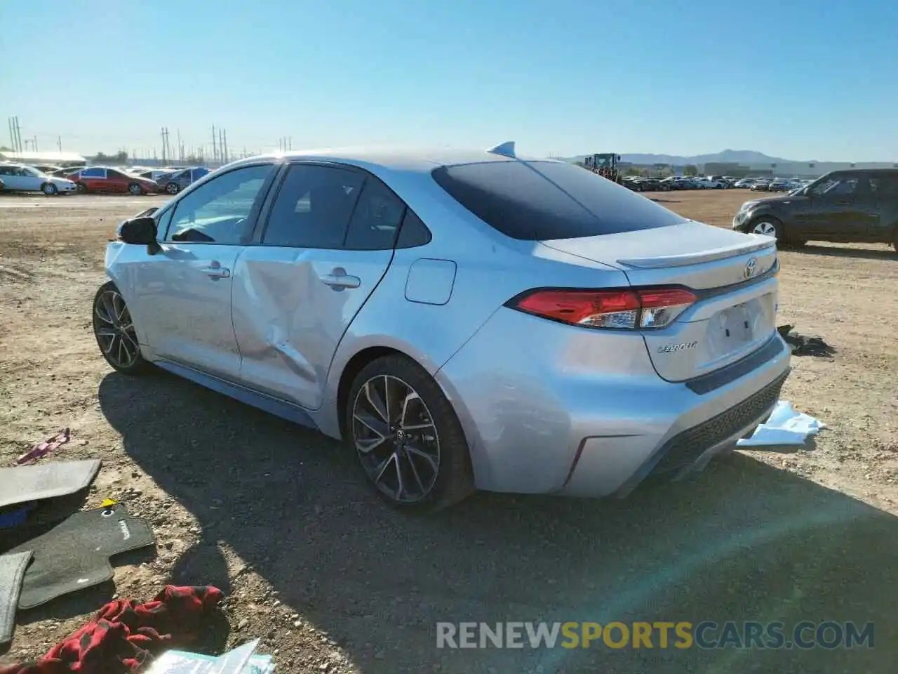 3 Photograph of a damaged car 5YFS4RCE1LP037822 TOYOTA COROLLA 2020