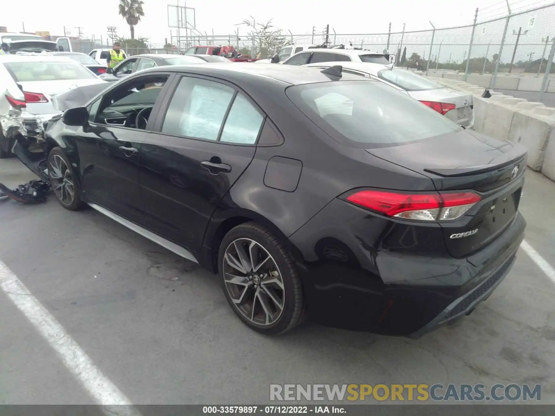 3 Photograph of a damaged car 5YFS4RCE1LP038680 TOYOTA COROLLA 2020