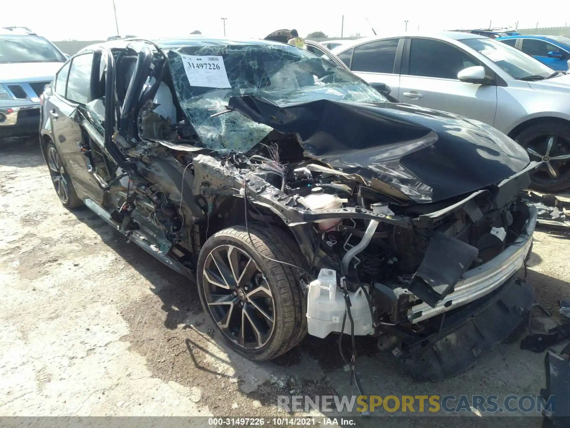 6 Photograph of a damaged car 5YFS4RCE1LP041482 TOYOTA COROLLA 2020