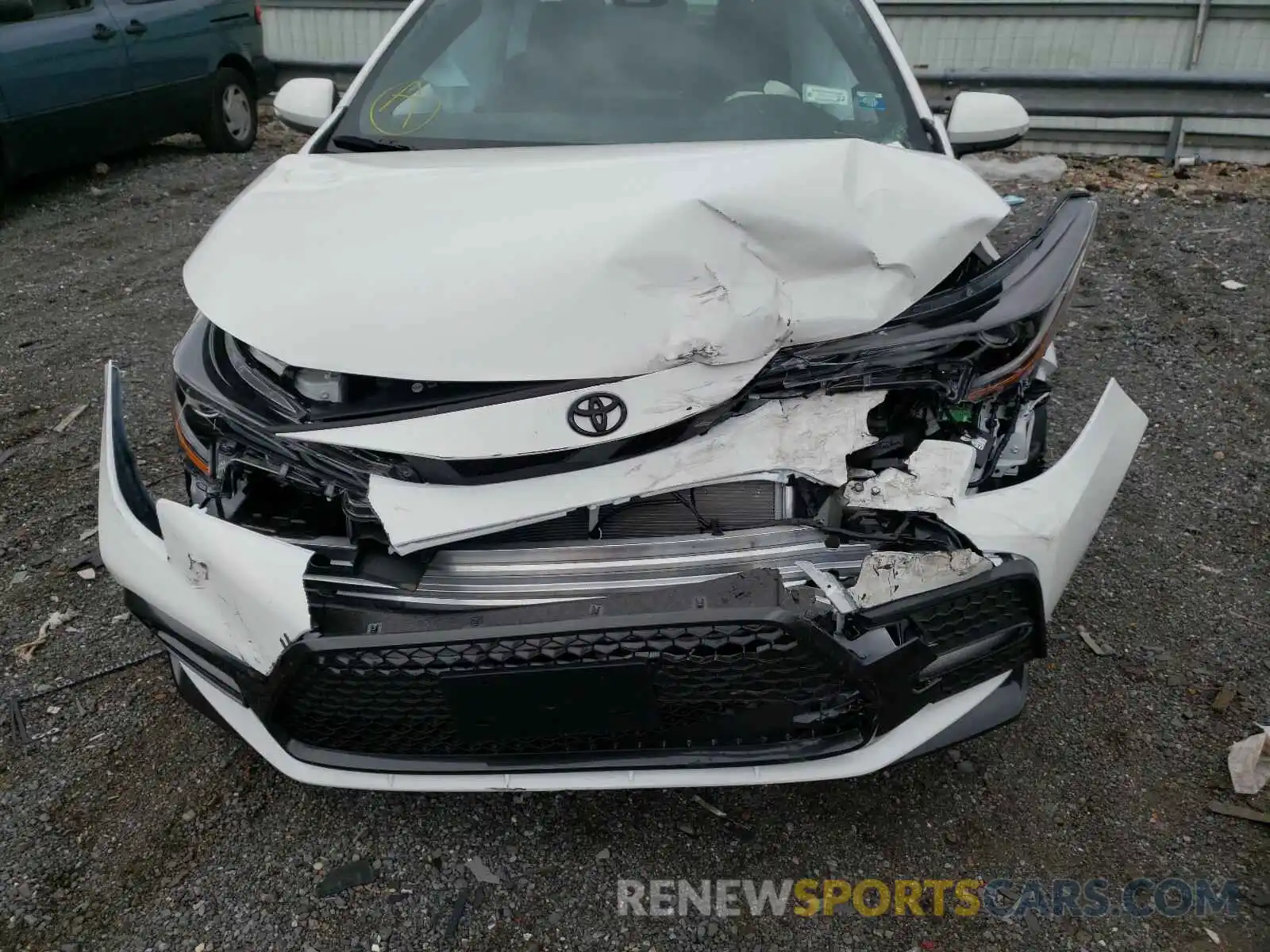 7 Photograph of a damaged car 5YFS4RCE1LP041675 TOYOTA COROLLA 2020