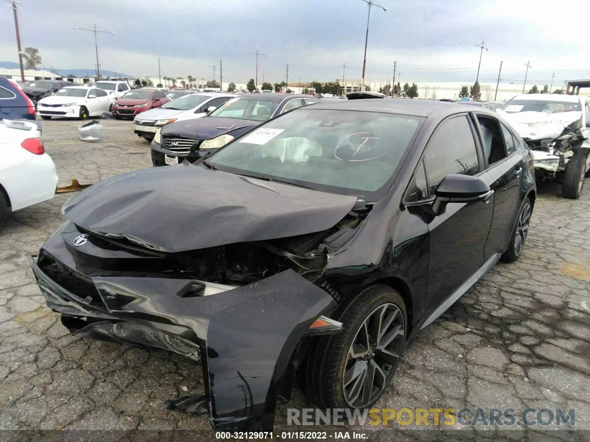 2 Photograph of a damaged car 5YFS4RCE1LP041921 TOYOTA COROLLA 2020