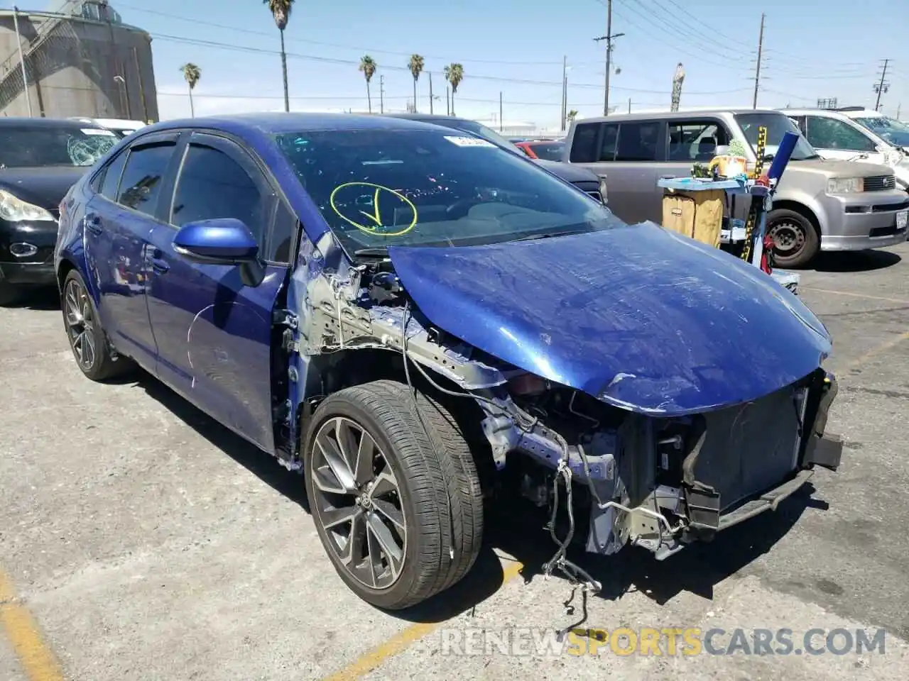 1 Photograph of a damaged car 5YFS4RCE1LP041949 TOYOTA COROLLA 2020