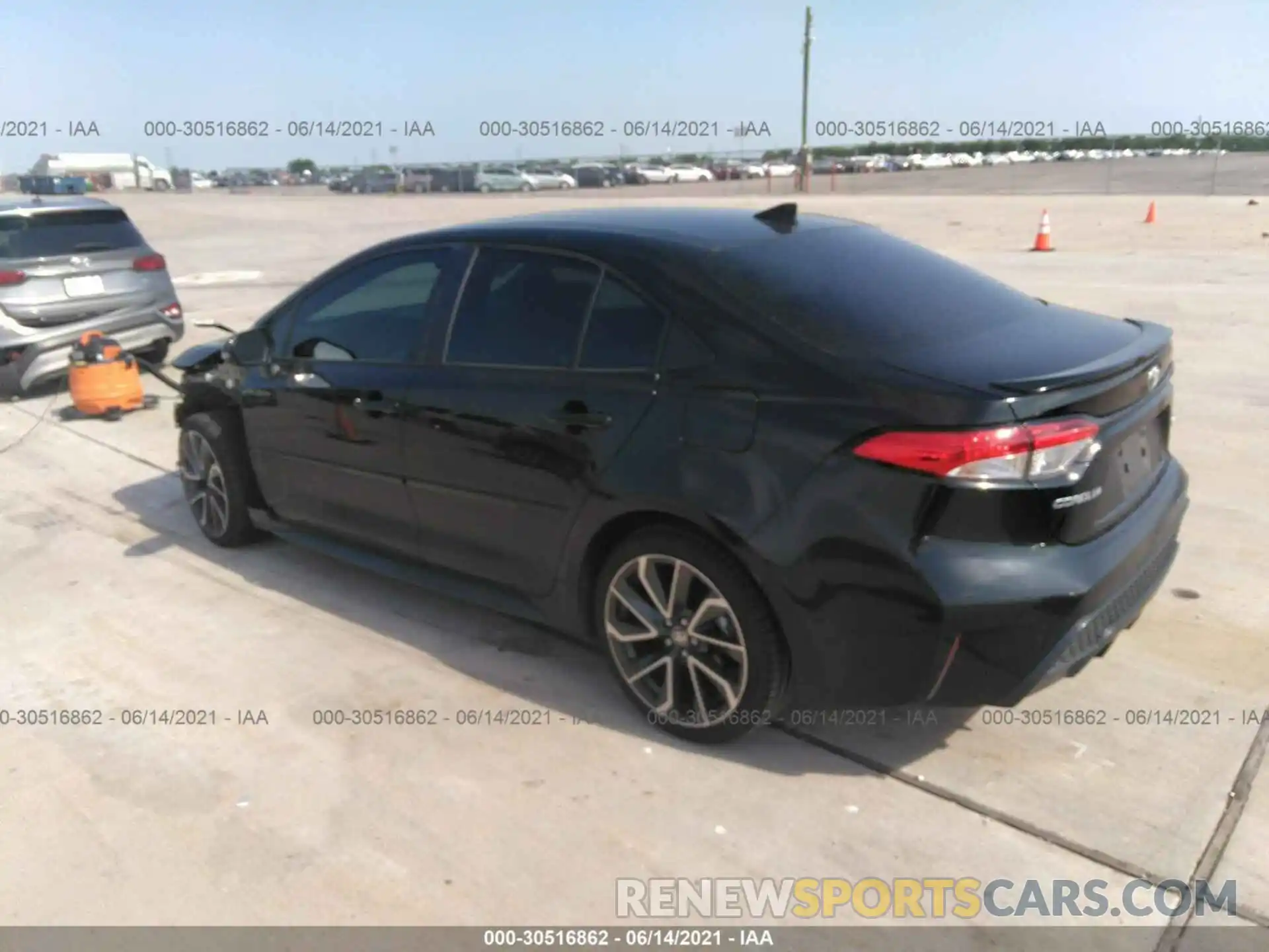 3 Photograph of a damaged car 5YFS4RCE1LP044740 TOYOTA COROLLA 2020