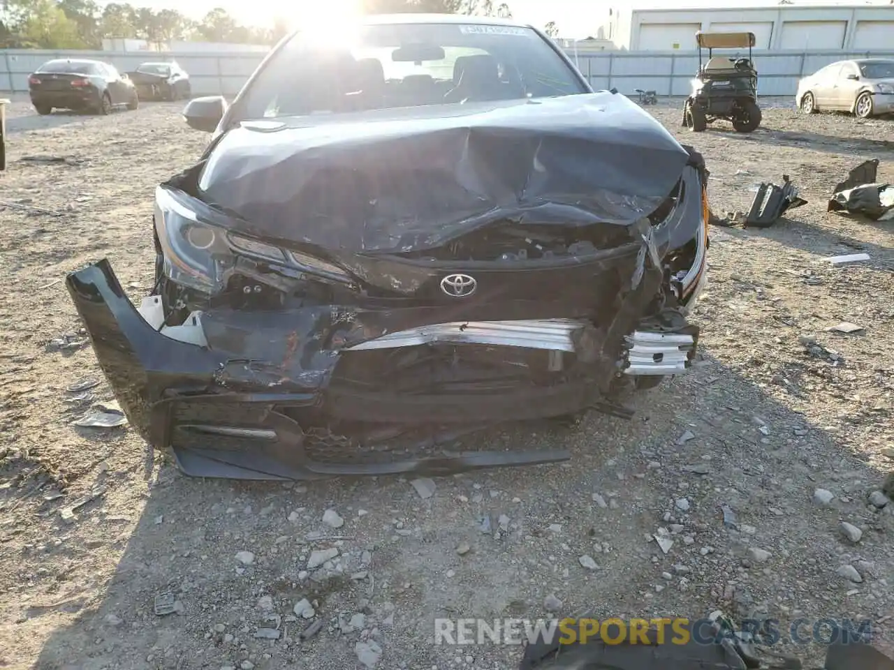 9 Photograph of a damaged car 5YFS4RCE1LP044947 TOYOTA COROLLA 2020