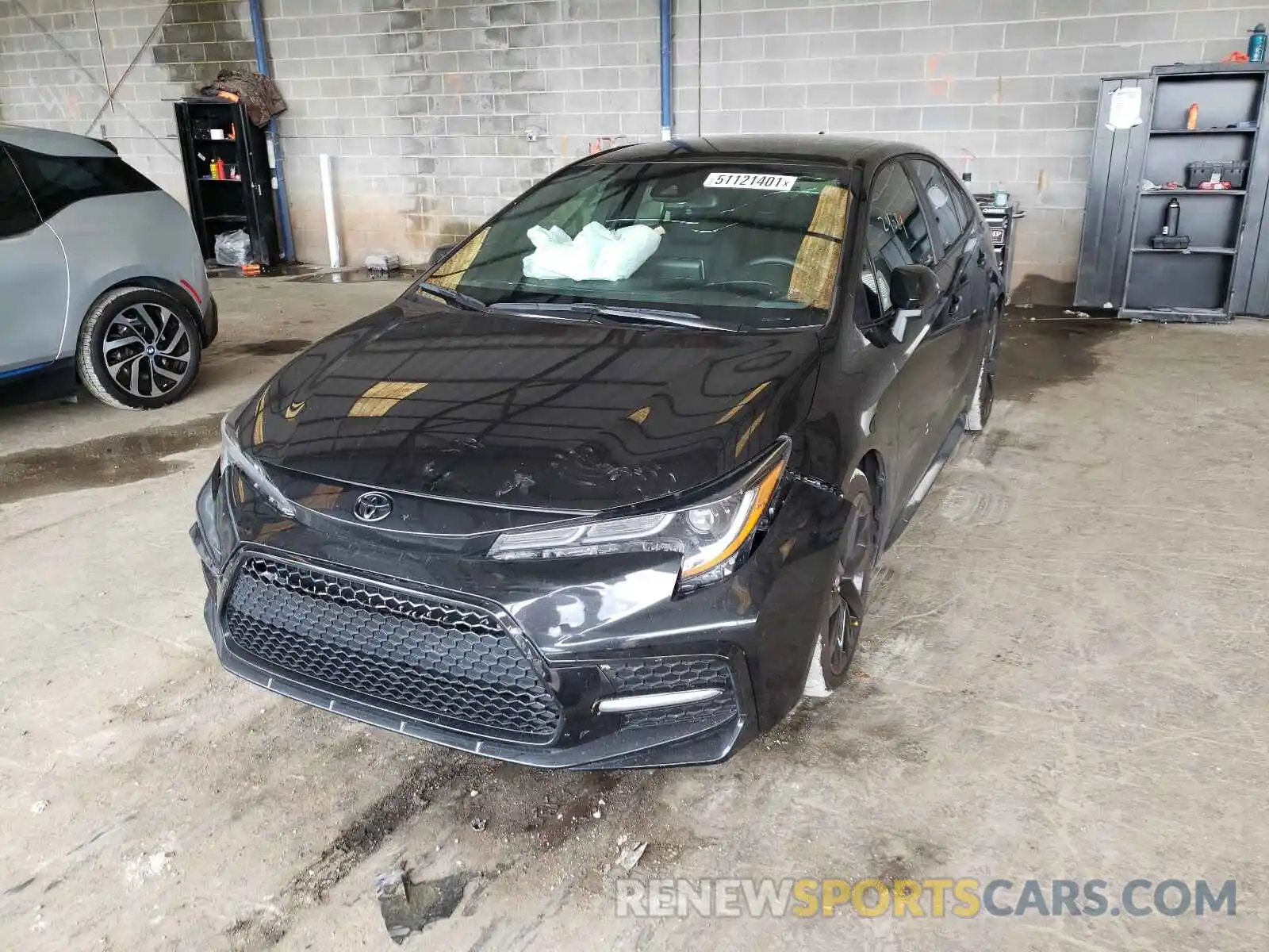 2 Photograph of a damaged car 5YFS4RCE1LP045712 TOYOTA COROLLA 2020