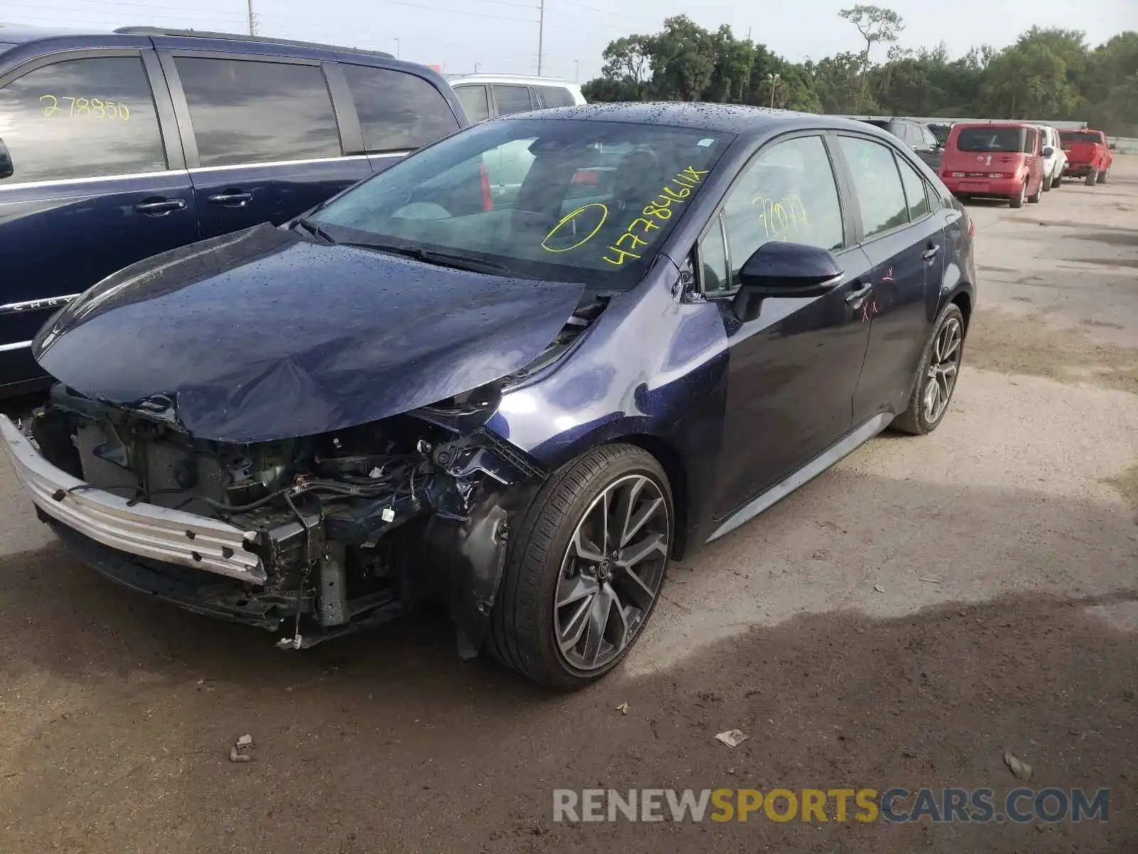 2 Photograph of a damaged car 5YFS4RCE1LP050117 TOYOTA COROLLA 2020