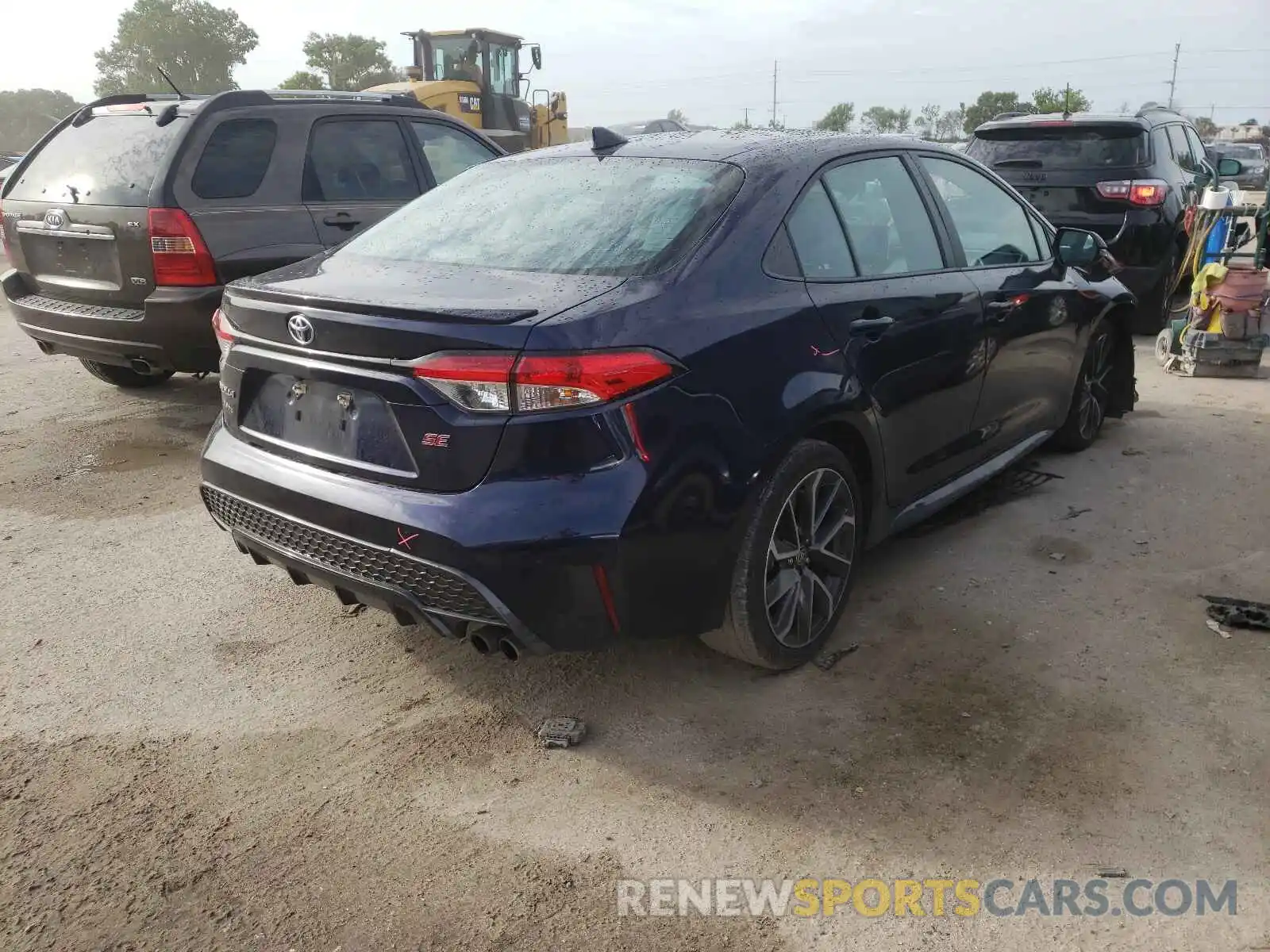 4 Photograph of a damaged car 5YFS4RCE1LP050117 TOYOTA COROLLA 2020