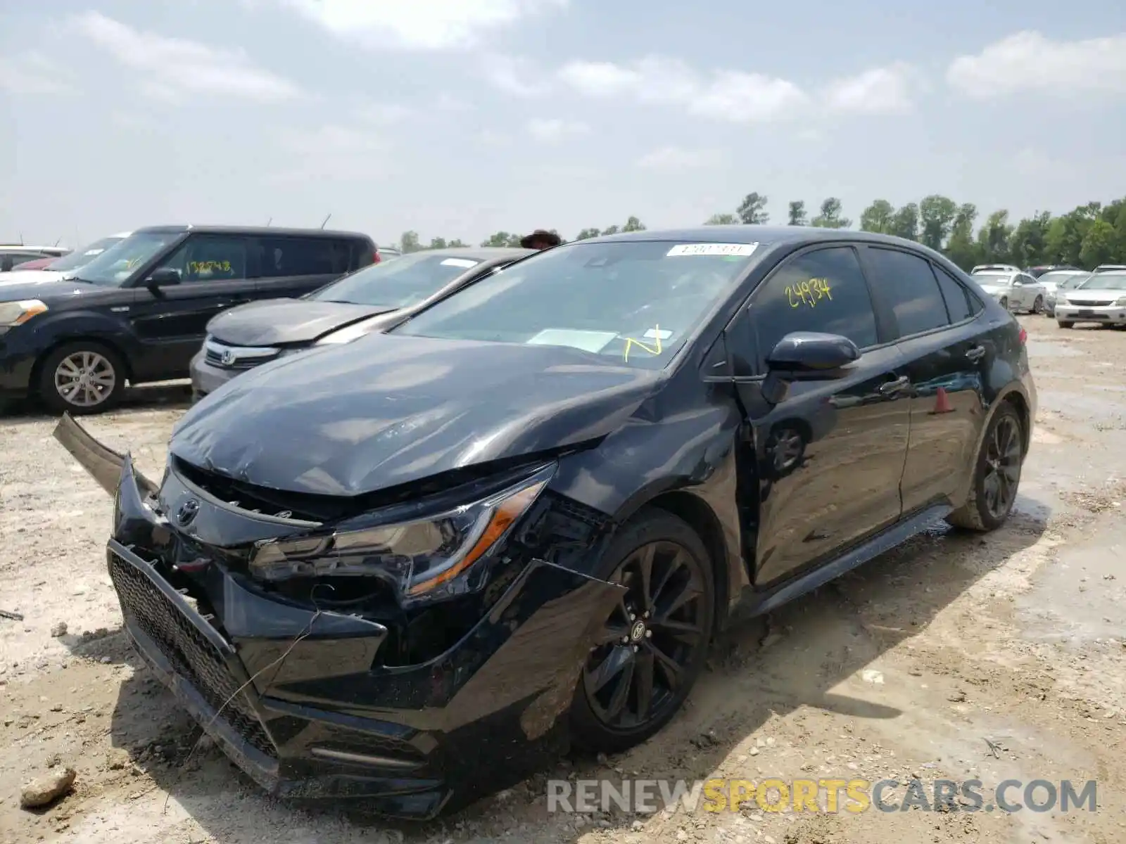 2 Photograph of a damaged car 5YFS4RCE1LP051641 TOYOTA COROLLA 2020