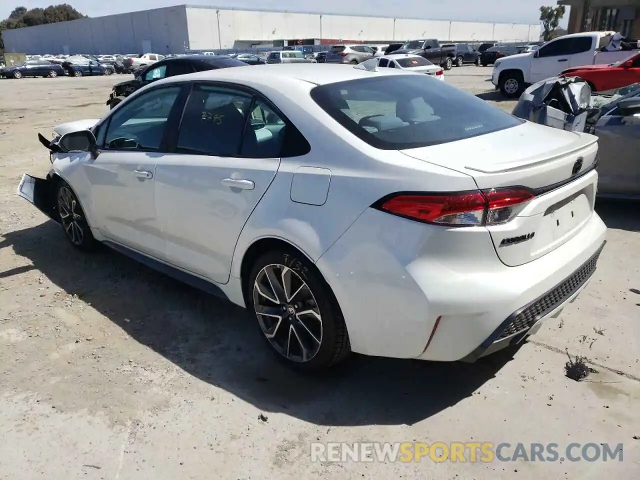 3 Photograph of a damaged car 5YFS4RCE1LP051686 TOYOTA COROLLA 2020