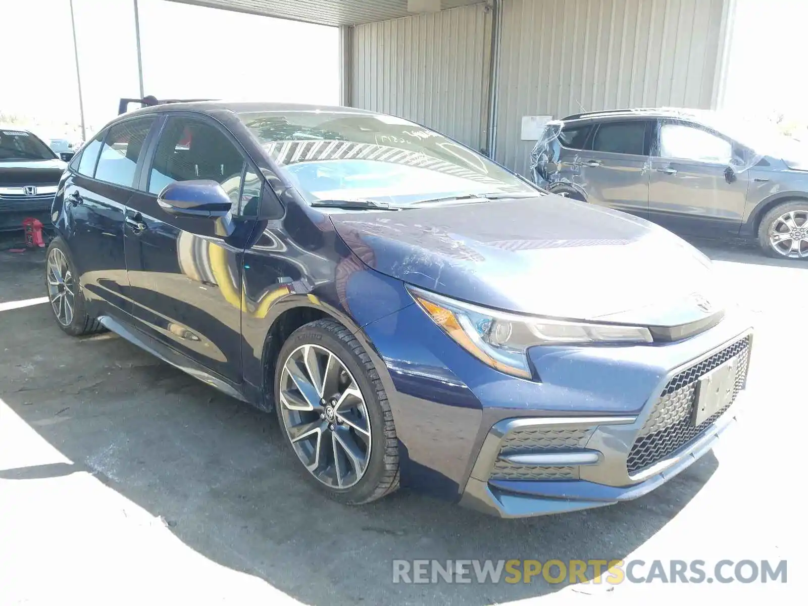 1 Photograph of a damaged car 5YFS4RCE1LP055799 TOYOTA COROLLA 2020